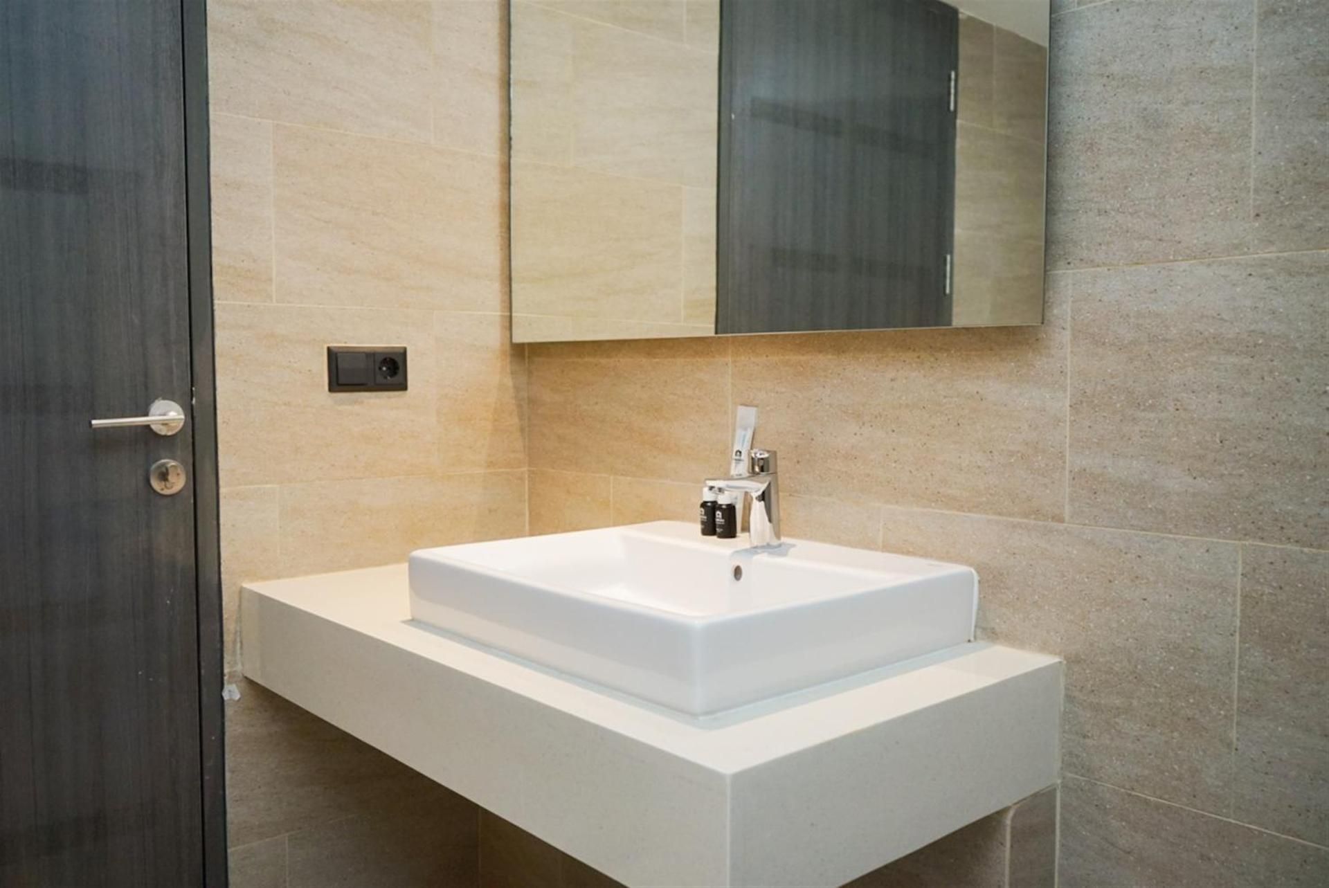 Simply Look Studio Carstensz Residence By Travelio Studio Apartment