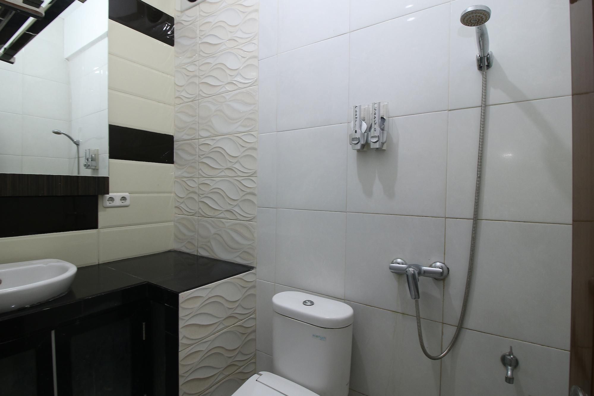 Aira Rooms BSD Standard Queen 3