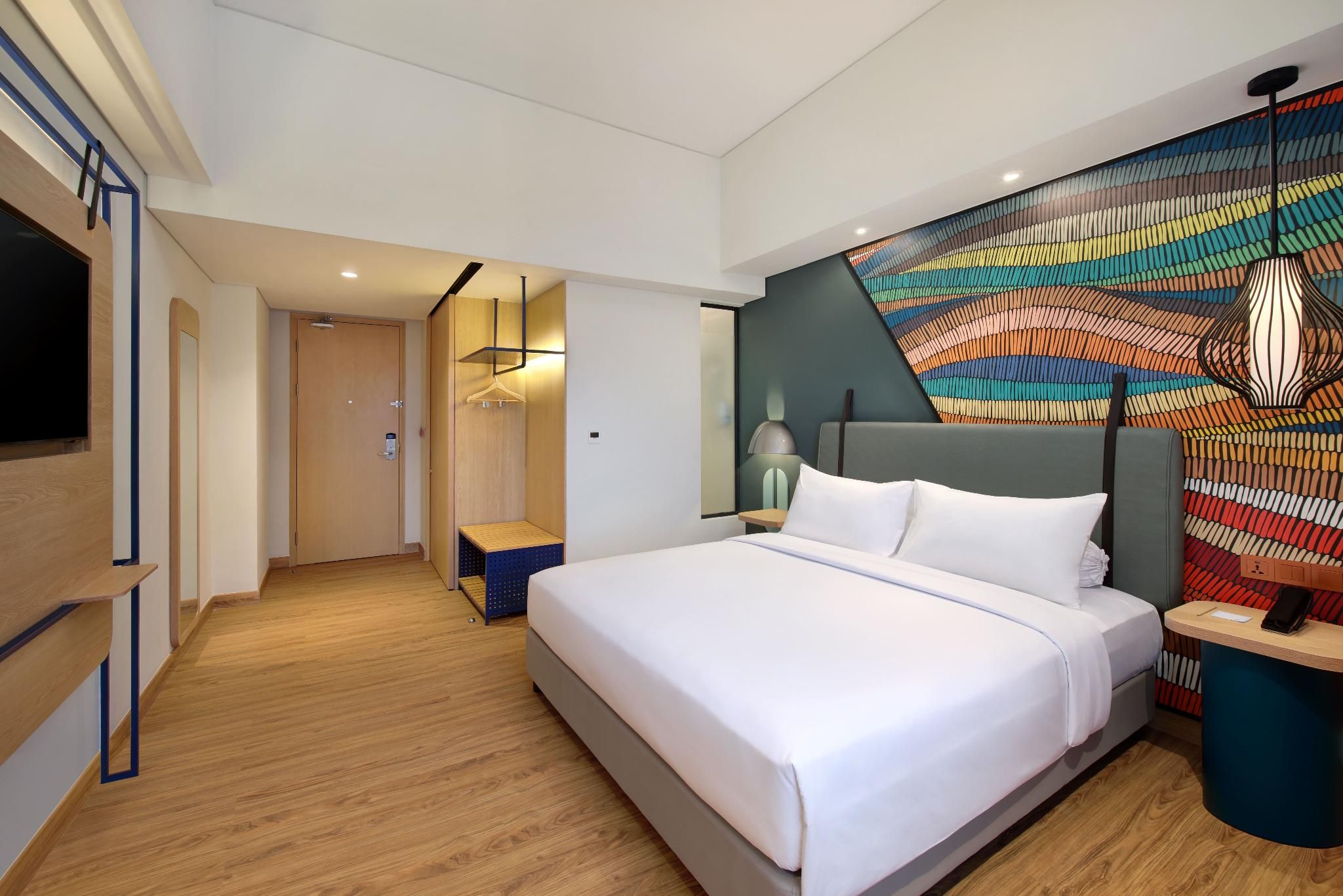 ibis Styles Serpong BSD City Superior Room with 1 Double Bed 2