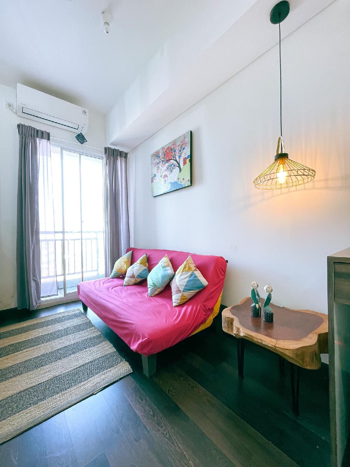 1-Bedroom Apartment - Non-Smoking