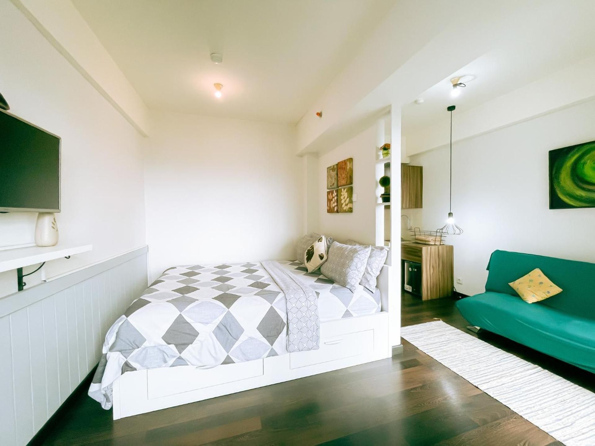 1-Bedroom Apartment