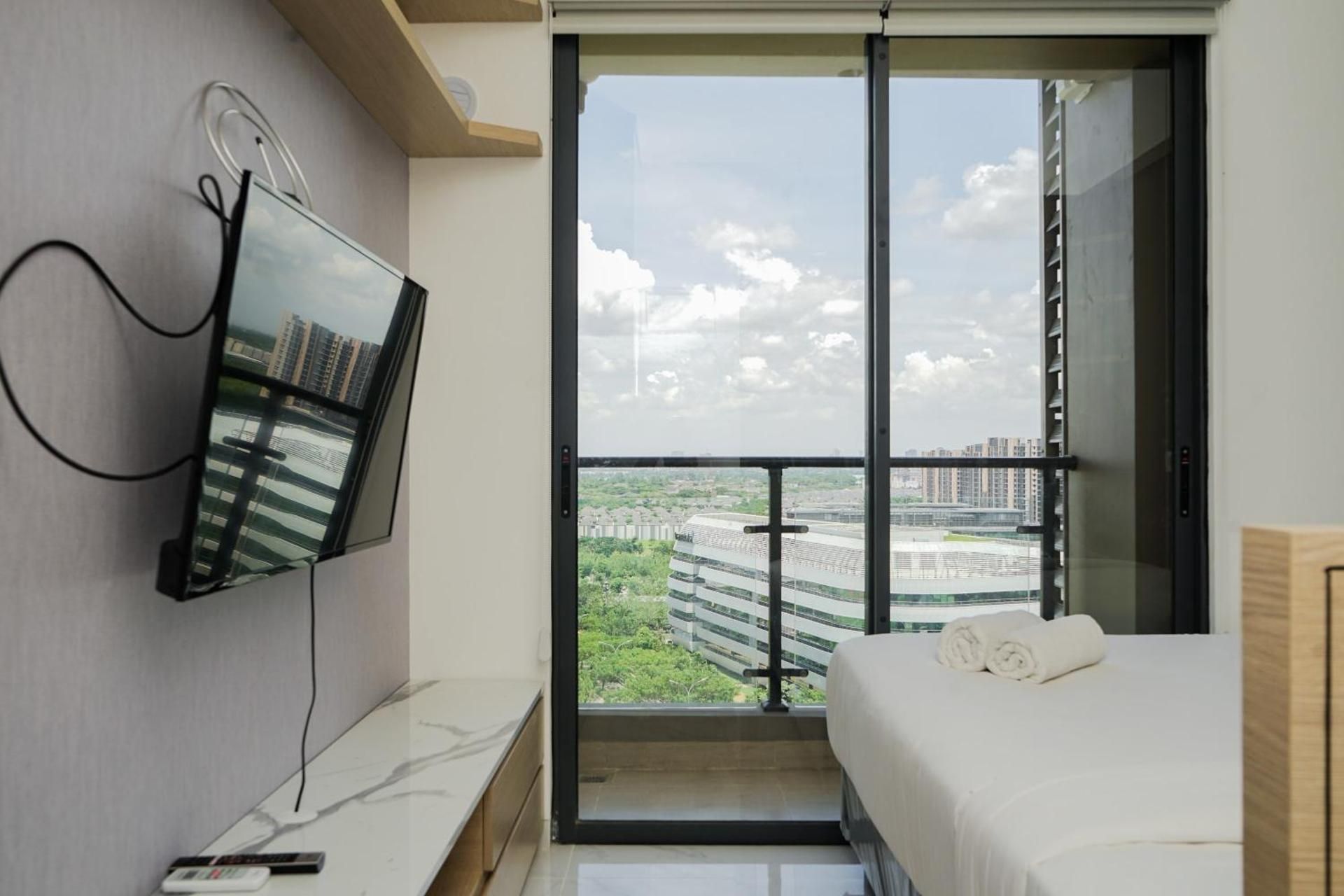Studio Apartment