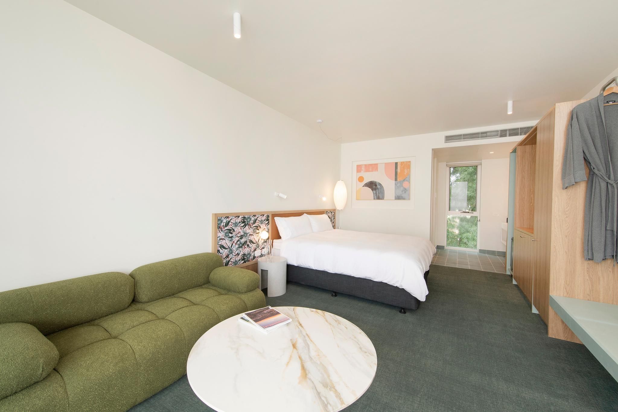 Kar-Rama Hotel Deluxe King