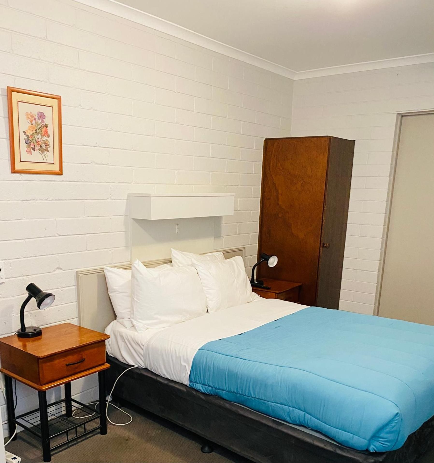 Millers Cottage Motel Double Room 2