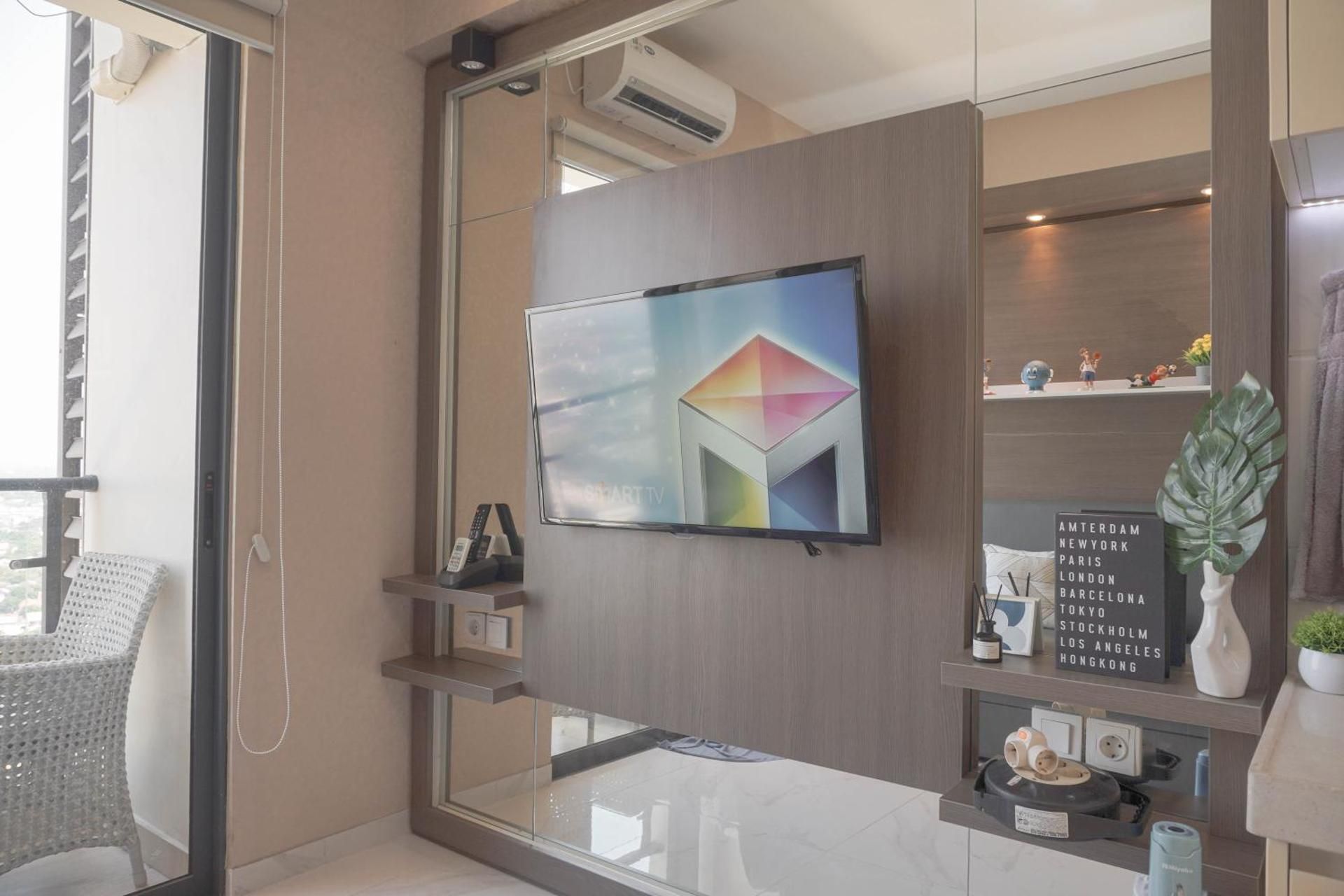 Studio Apartment