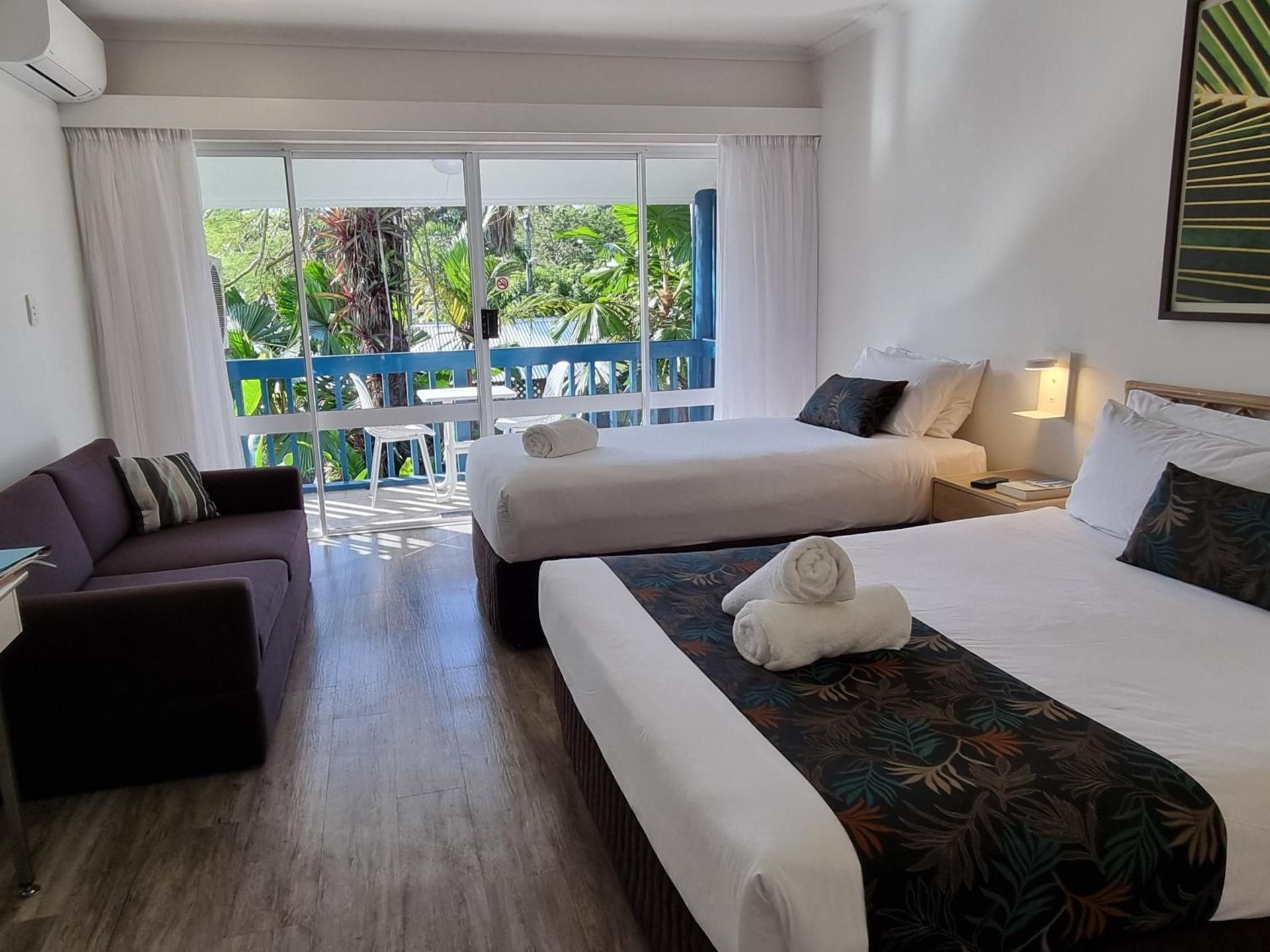 Twin Room with Balcony