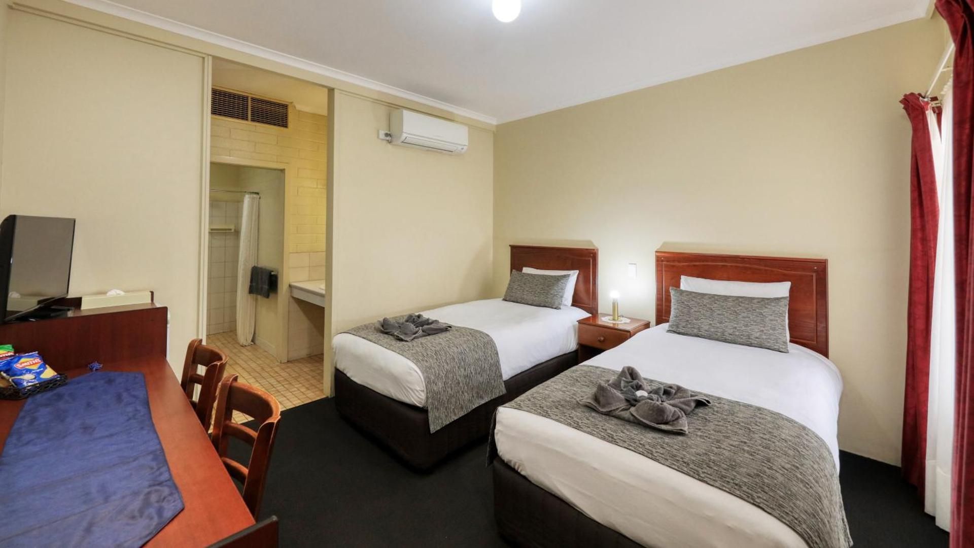 Superior Twin Room
