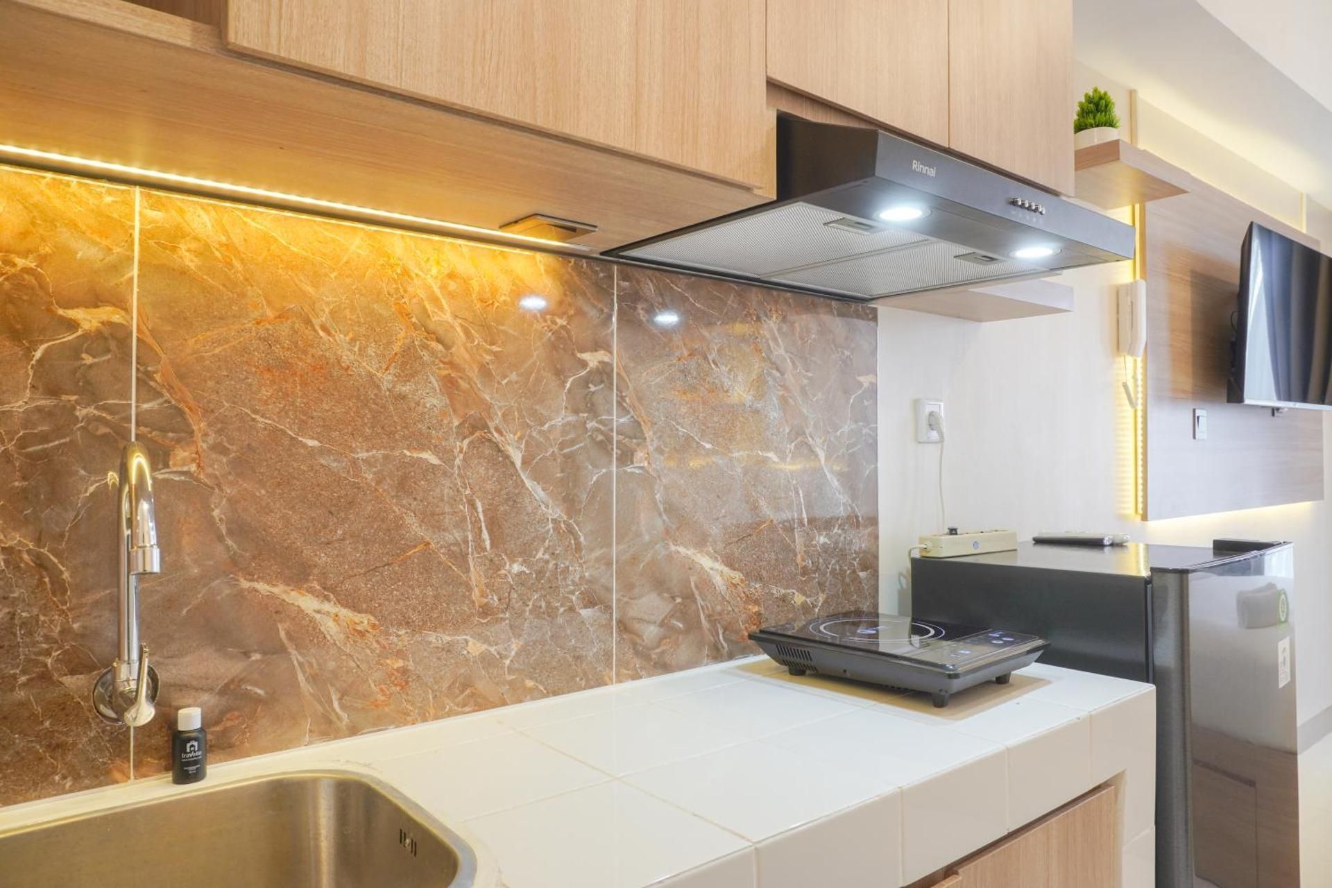 Studio Apartment