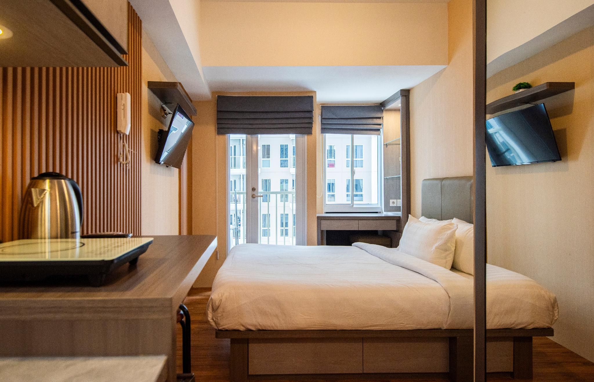 Modern Suite