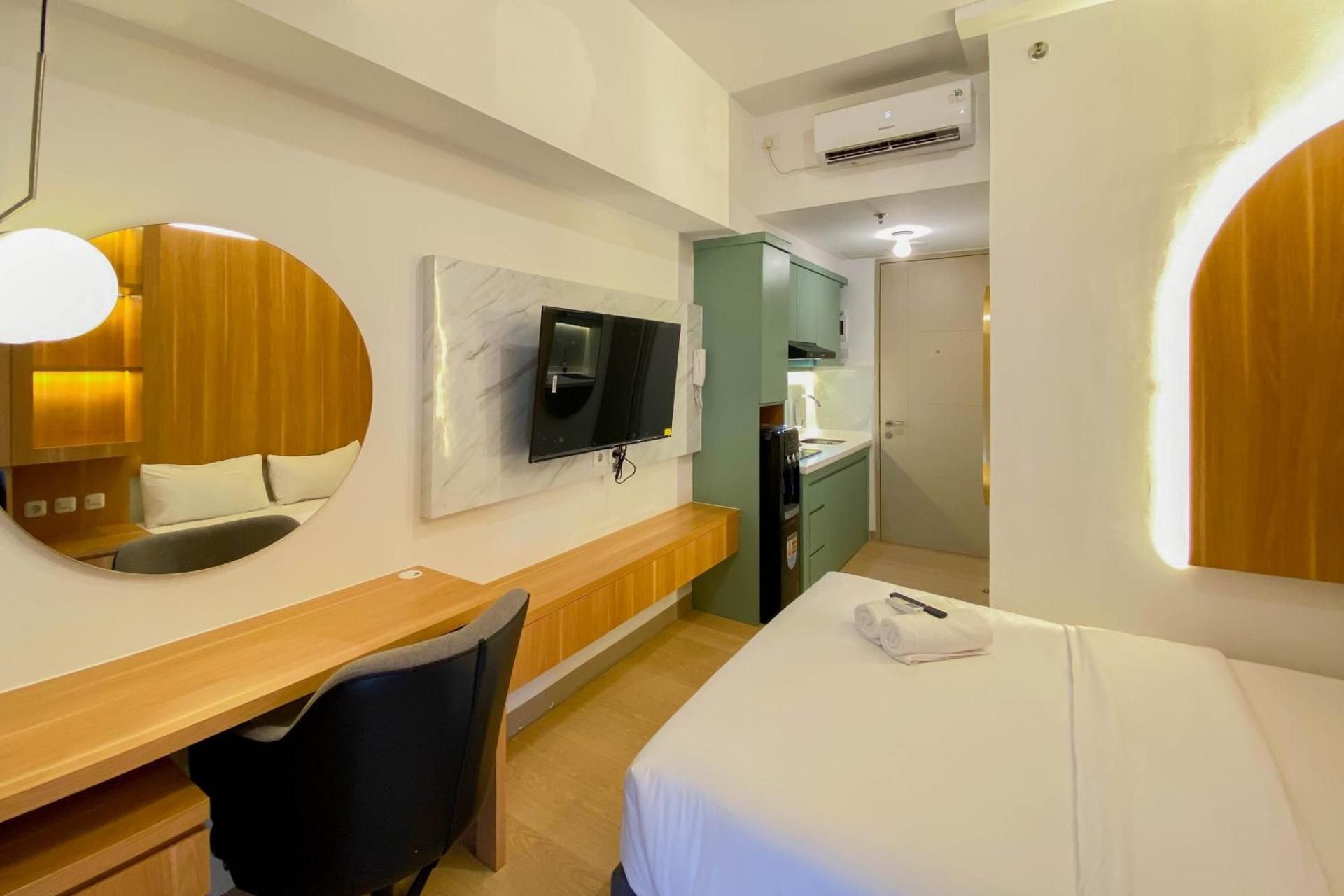 Studio Apartment