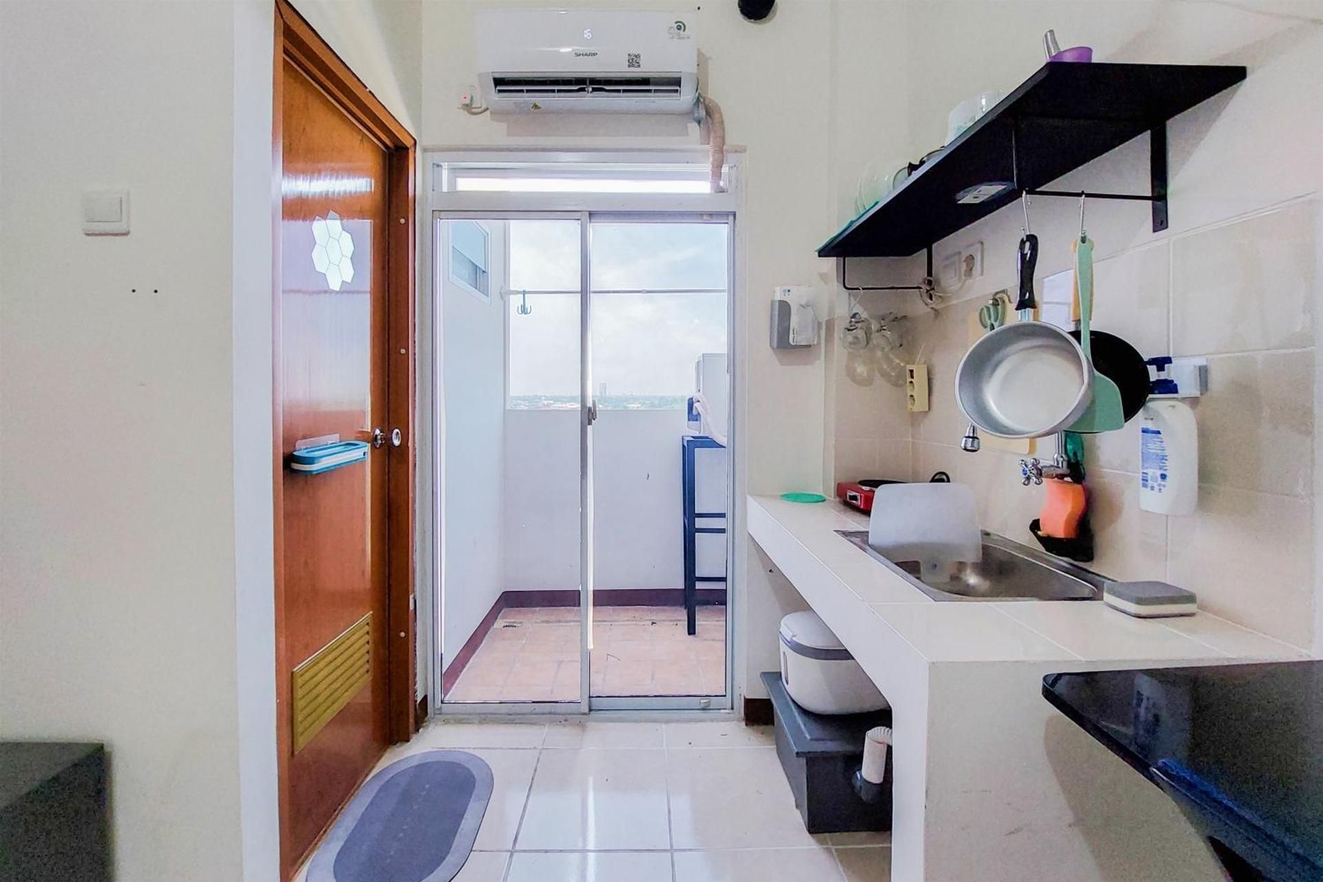 Studio Apartment