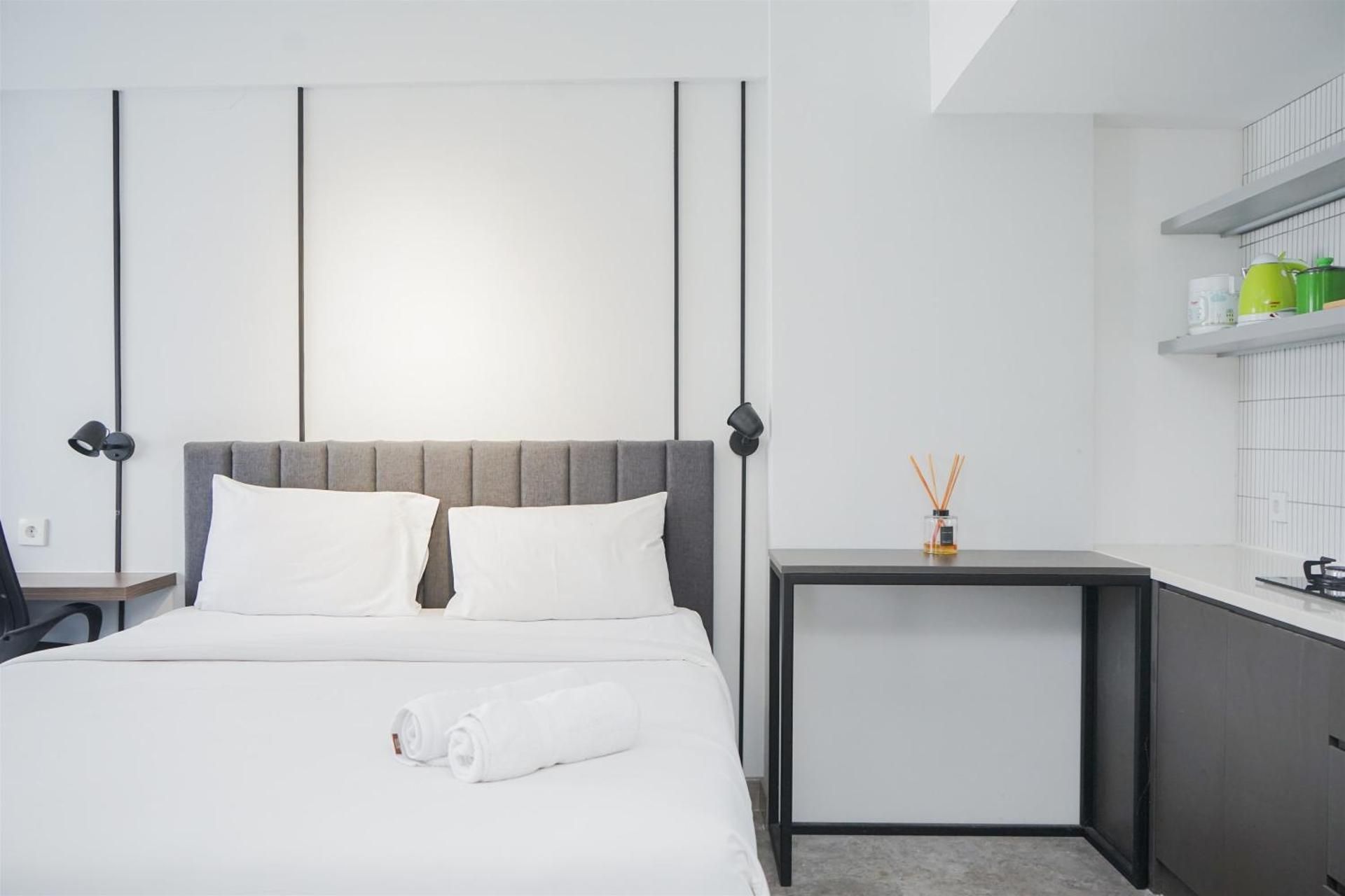 Studio Apartment