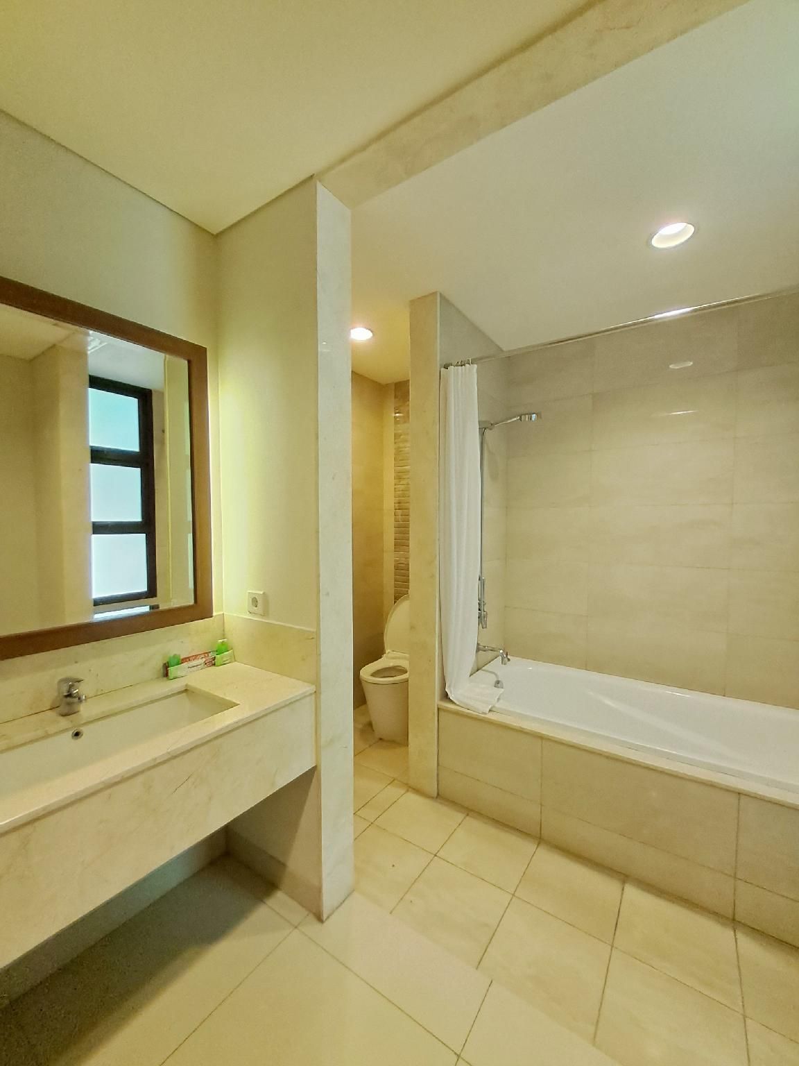 Villa with Pool - Honeymooners Only
