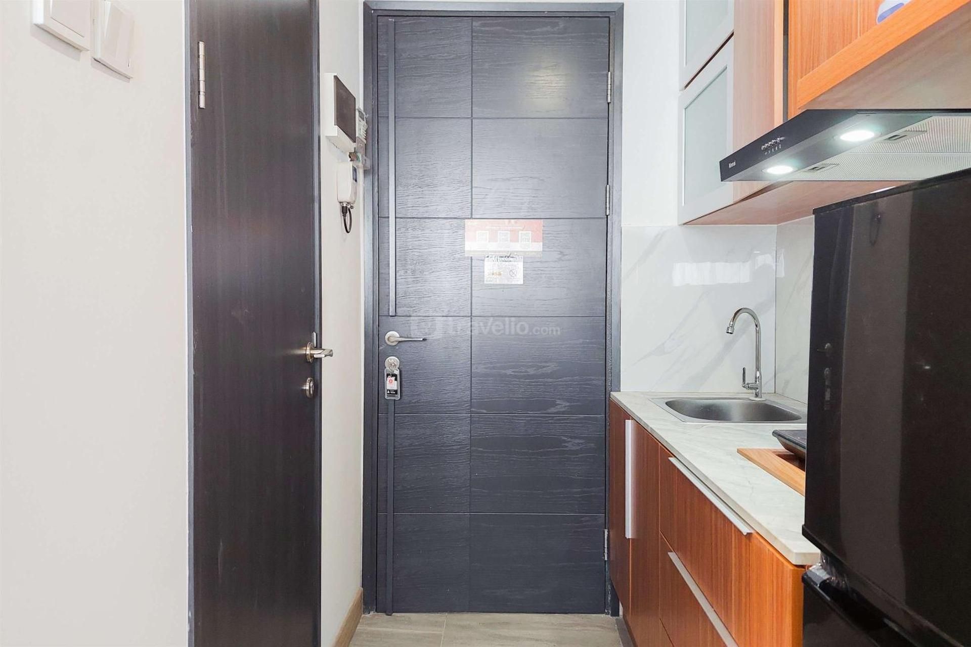 Studio Apartment