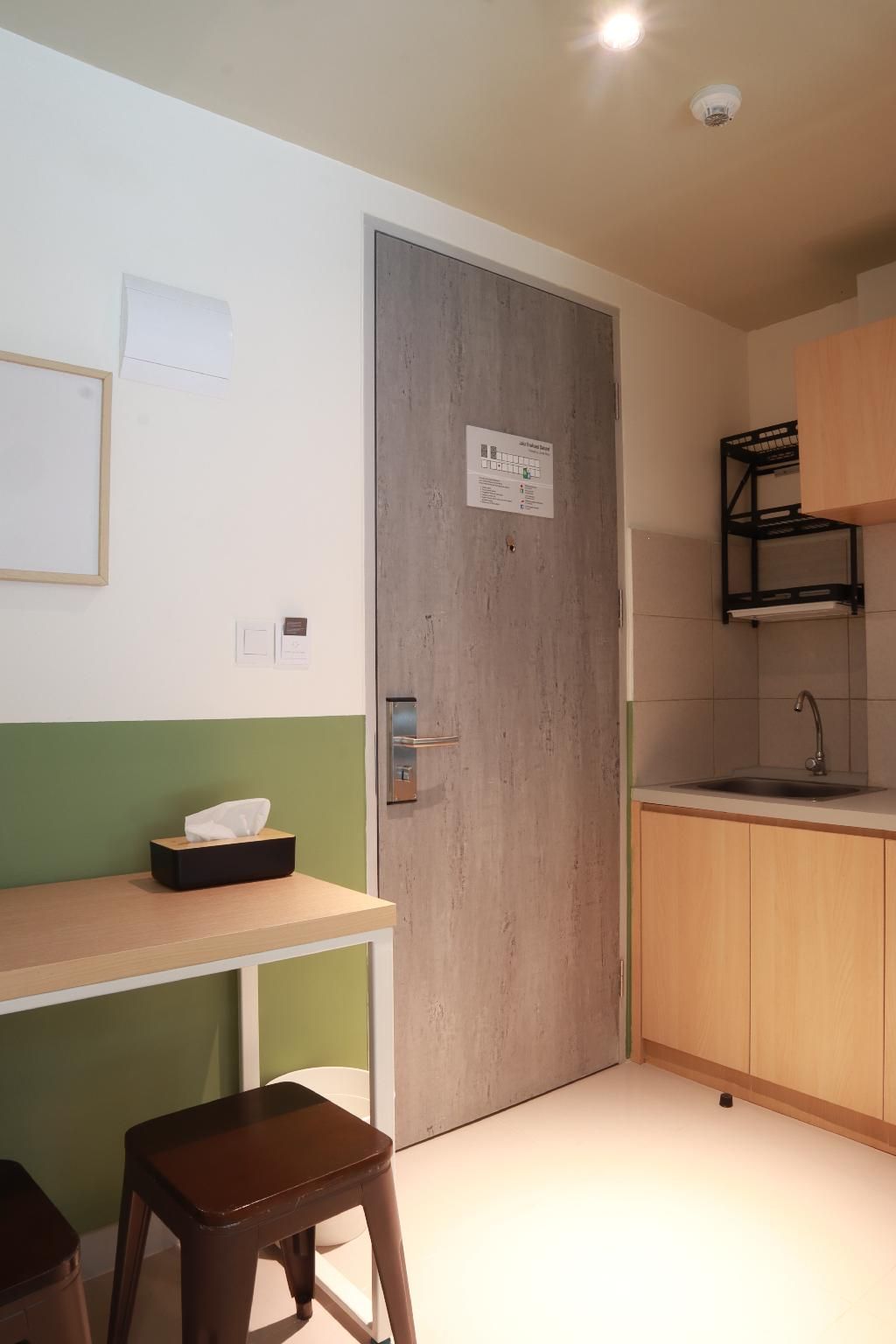 Hotel Osaka PIK2 2 Bedroom Deluxe 3