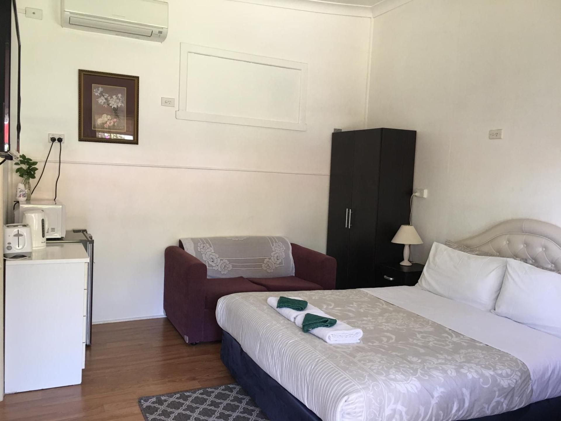 Standard Double Room - No Pets Allowed