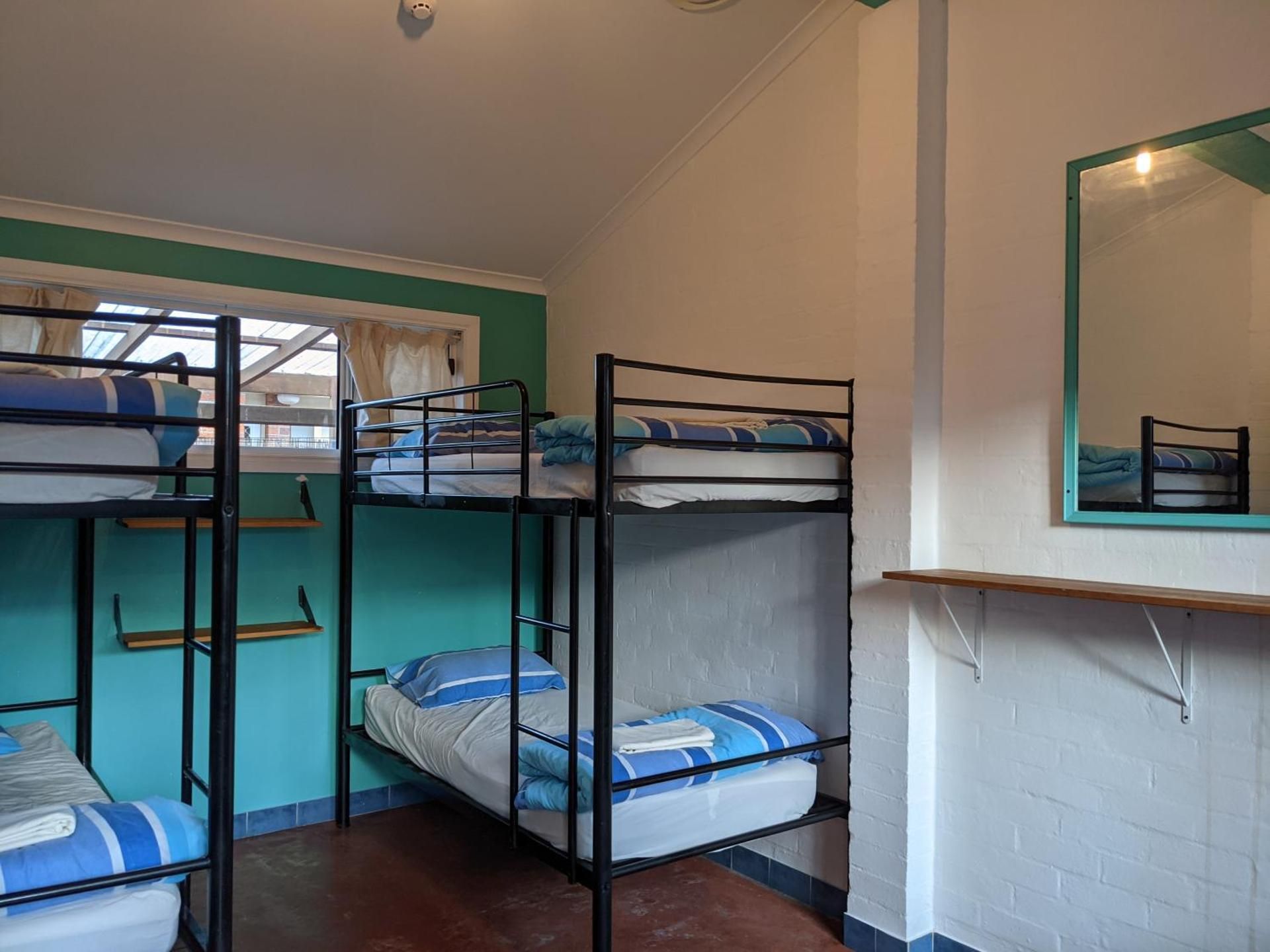 Bed in 4-Bed Mixed Dormitory Room