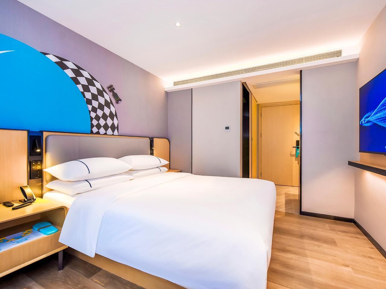 Intelligent Standard Queen Room