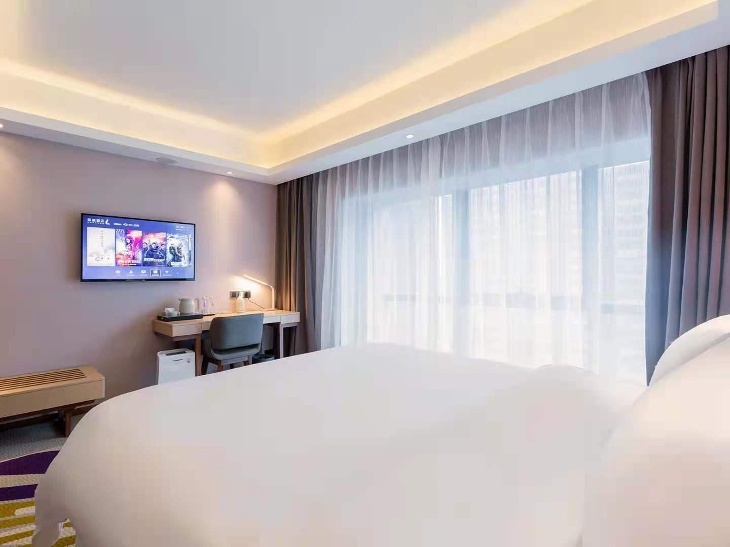 WH - Deluxe Bed Room