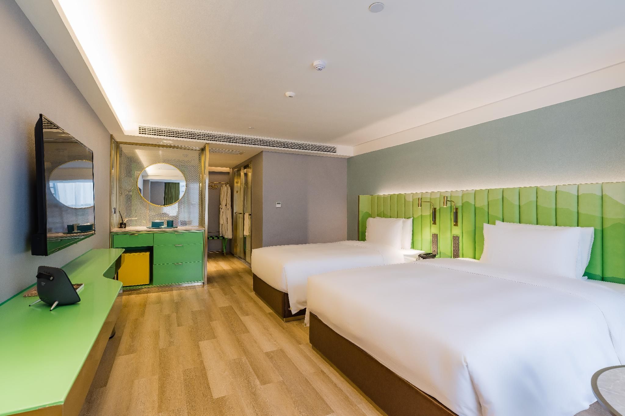 Twin Business Room