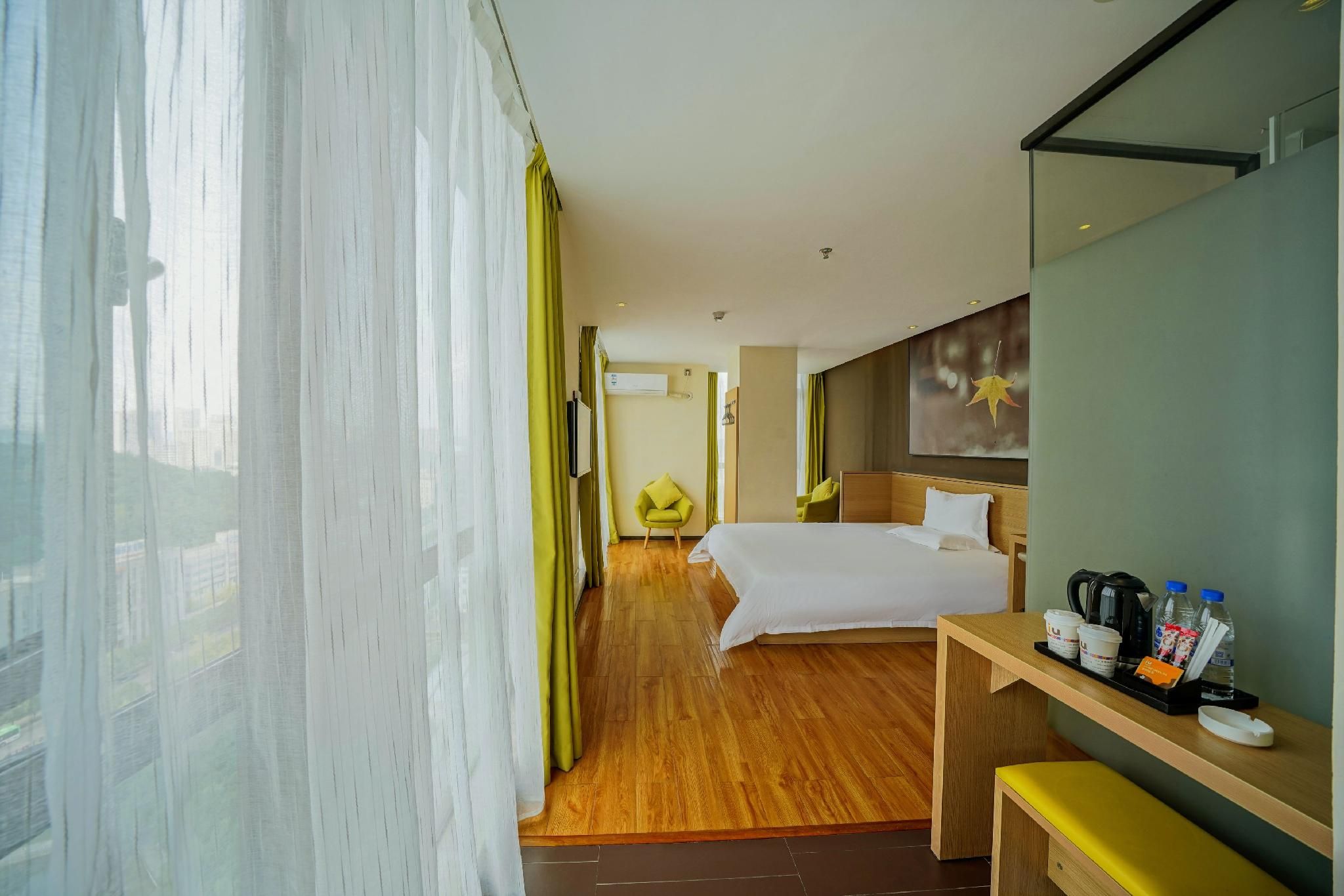 IU Compact U - Comfort Bed Room