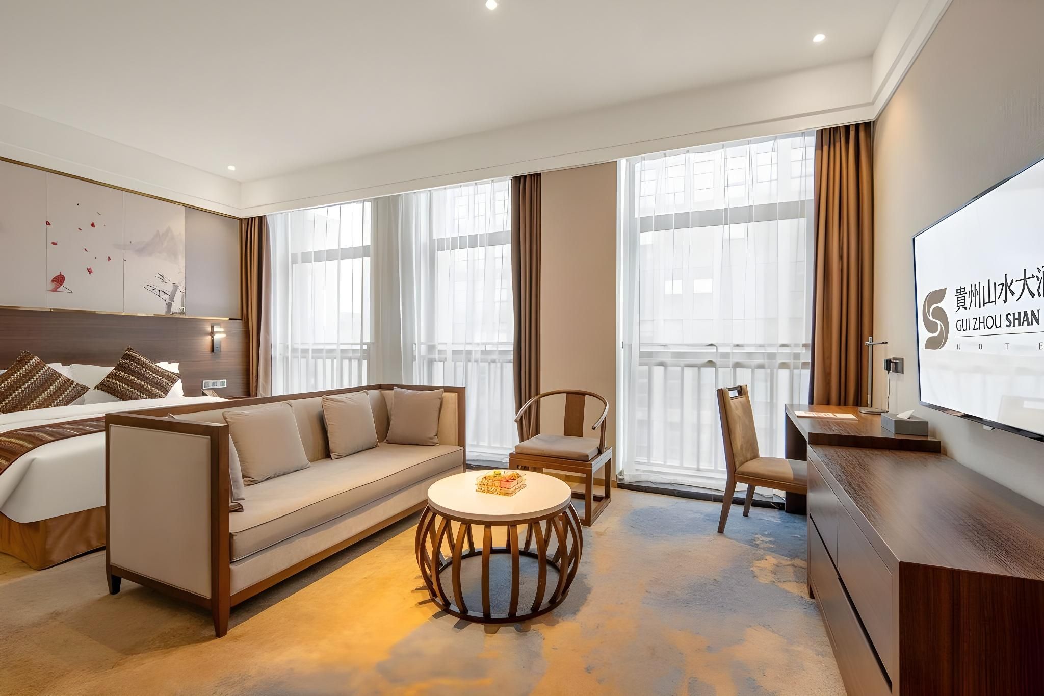 Deluxe King Room