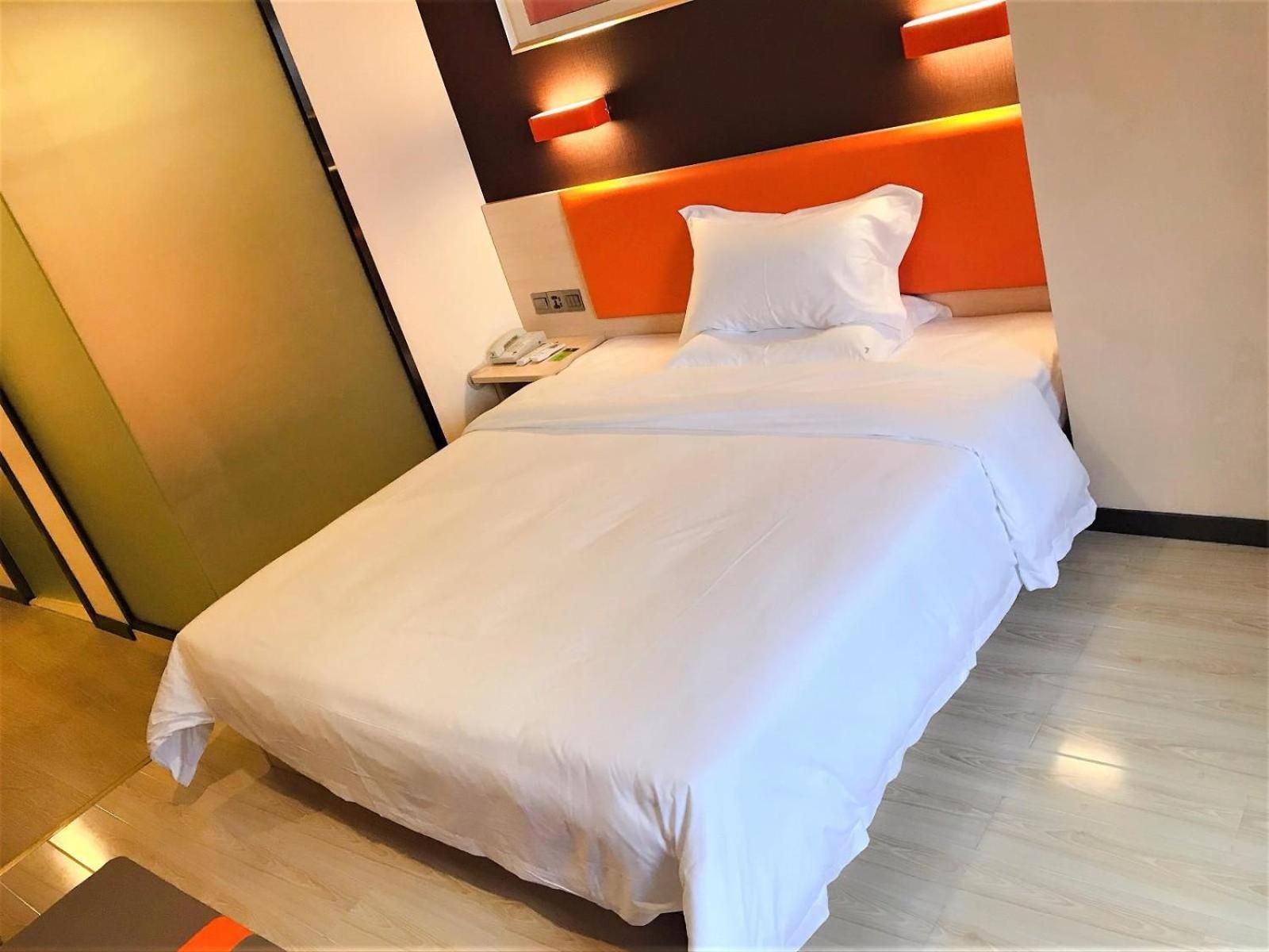 Select You Ter Room