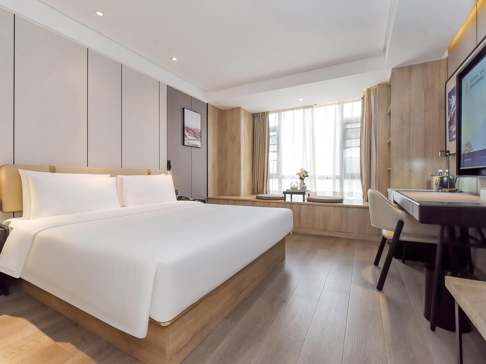 Executive room, Guest room, 1 Queen