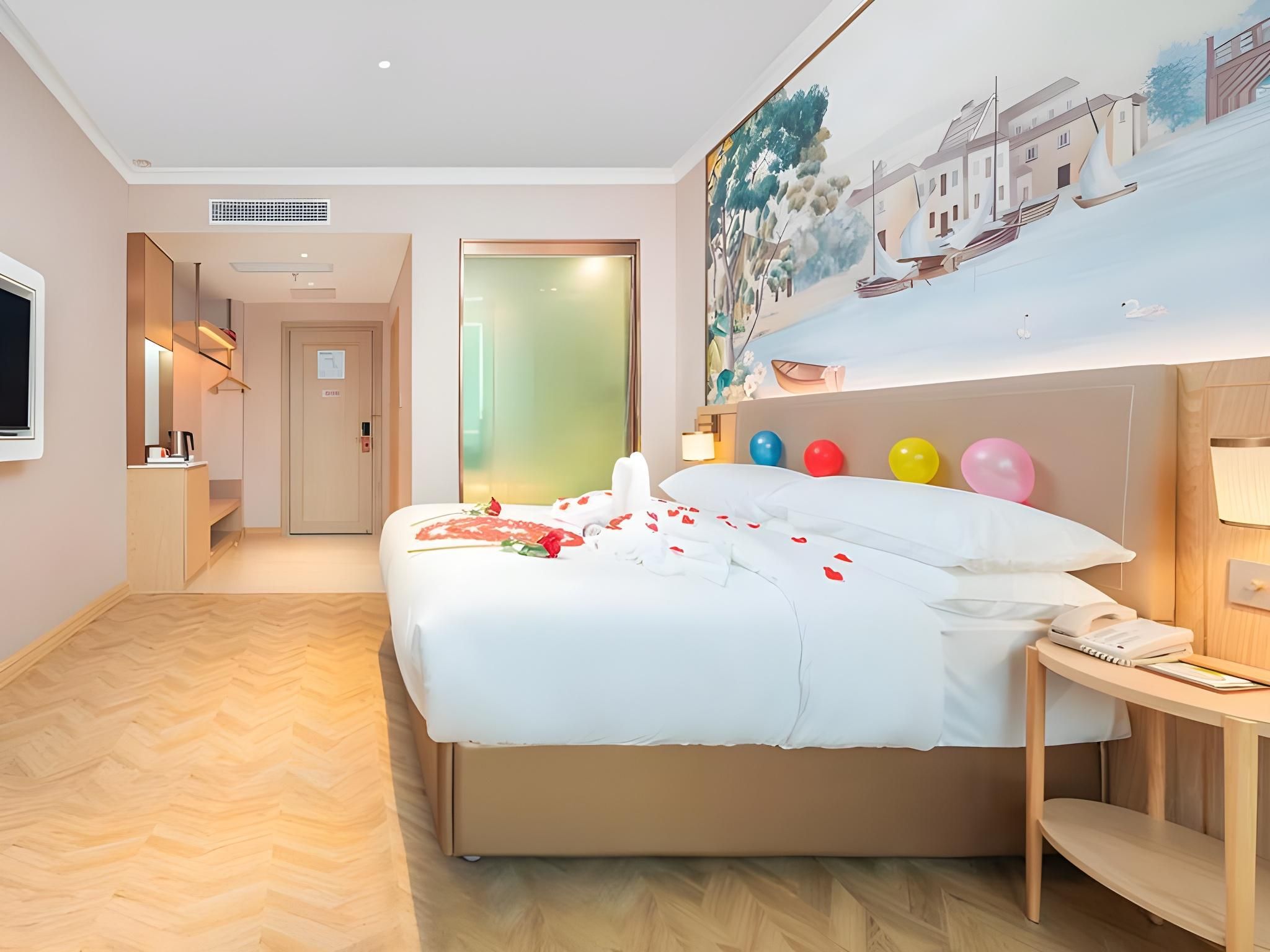Vienna - Romance Themed Bed Room