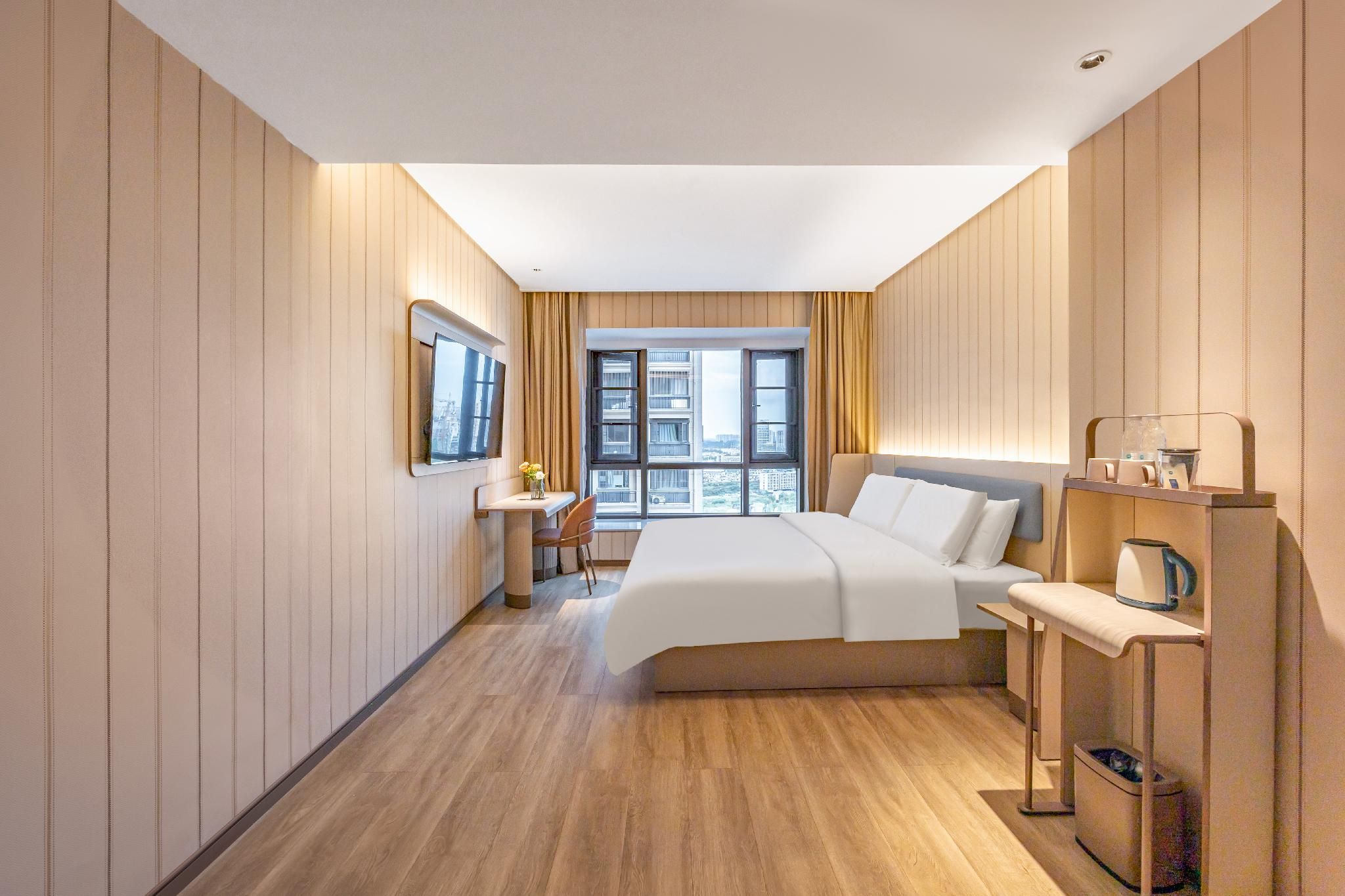 Business Queen Bed Room