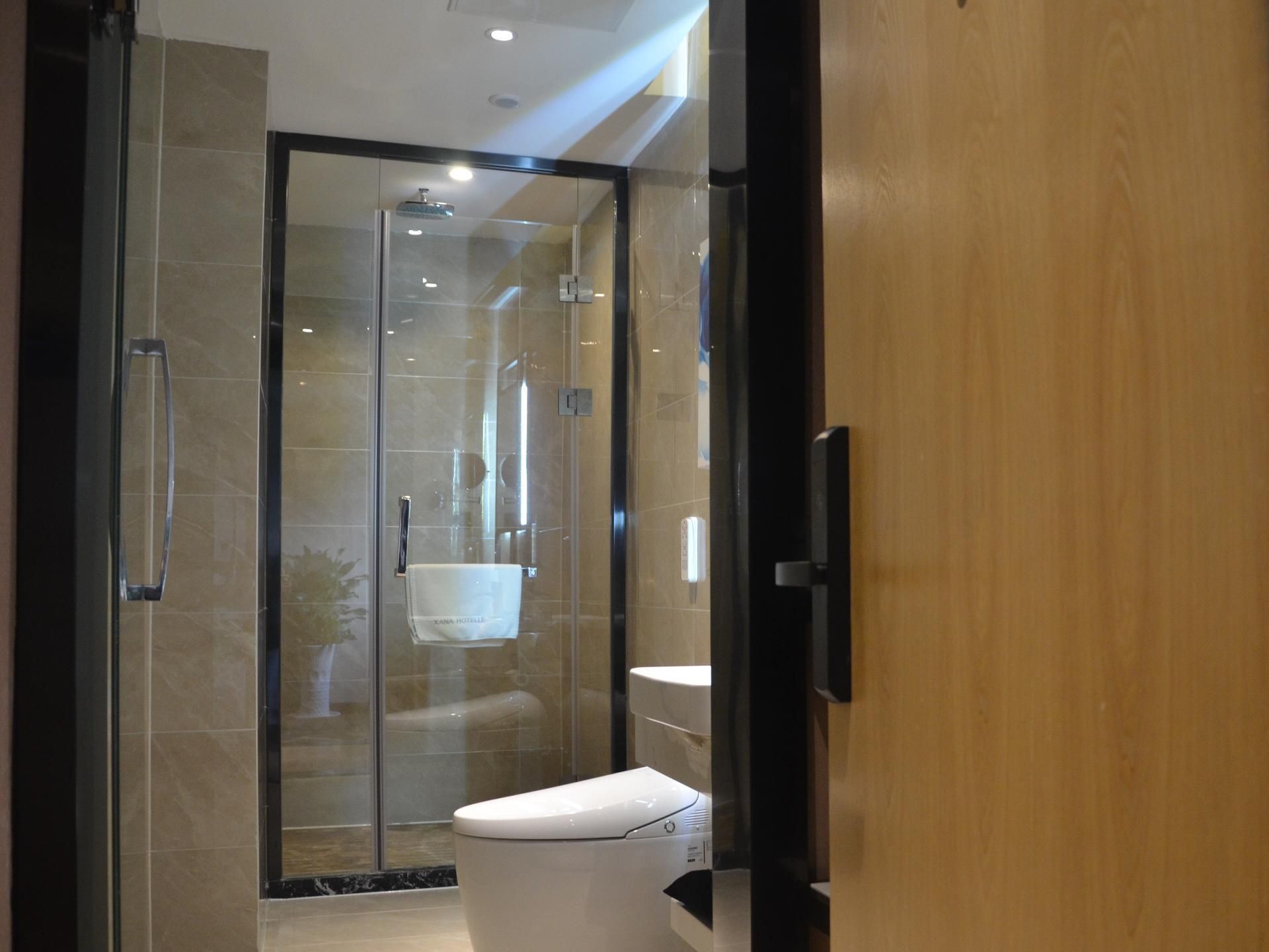 Xana - G Bed Room