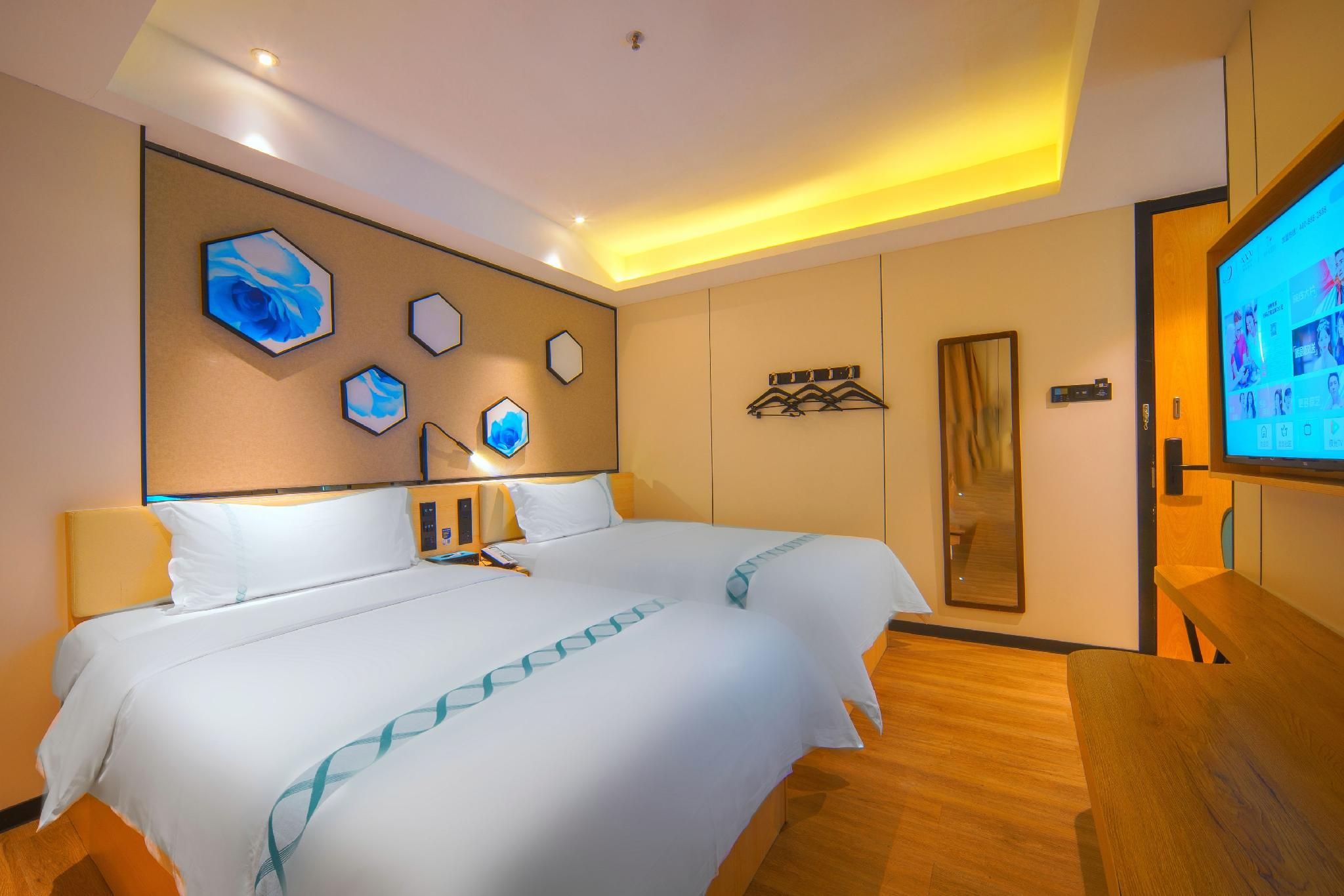 Xana - Business Twin Room