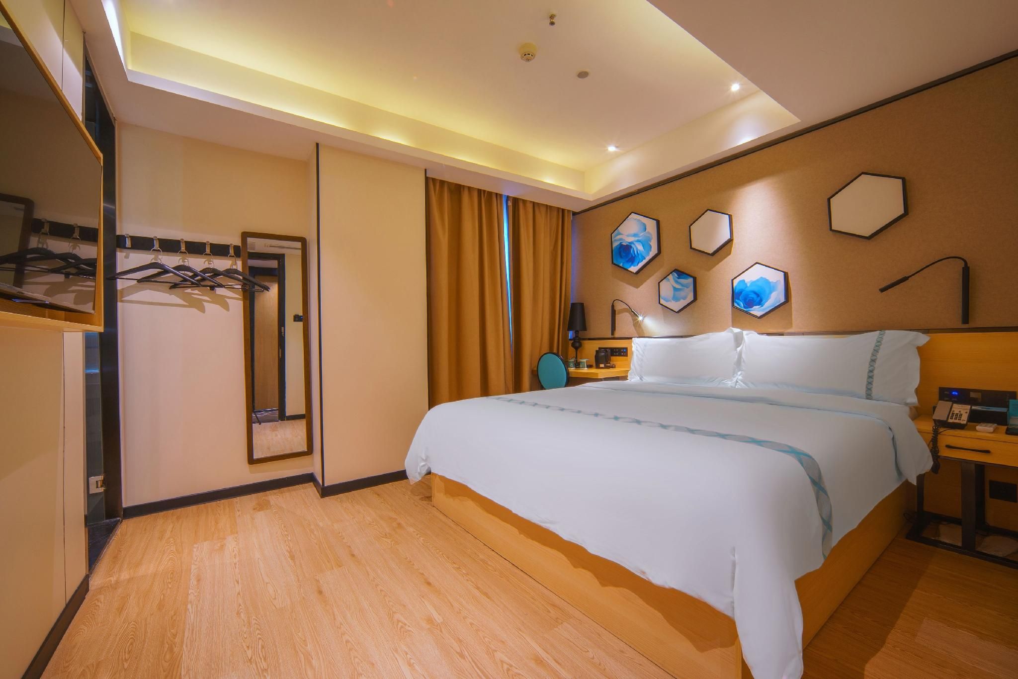 Romantic Double Room