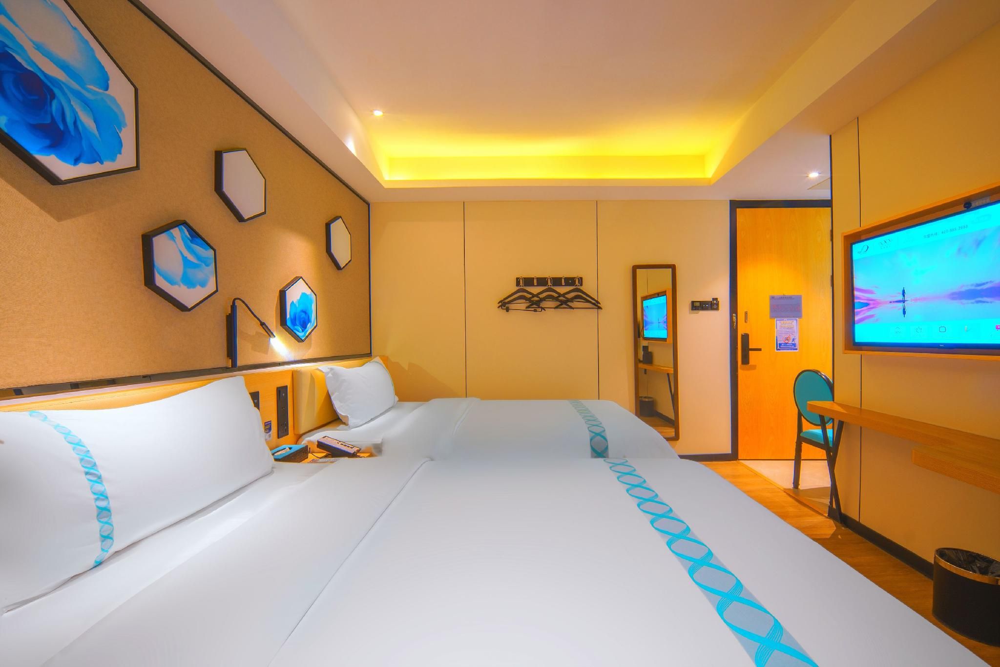 Xana - Deluxe Twin Room Bed Room