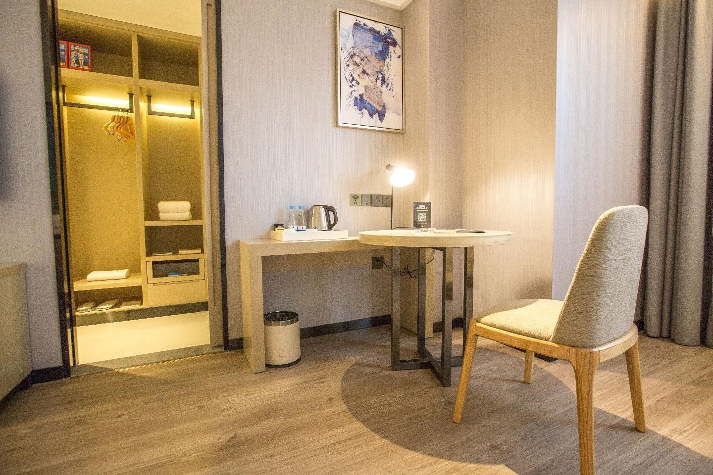 Dossen - Deluxe Family Room