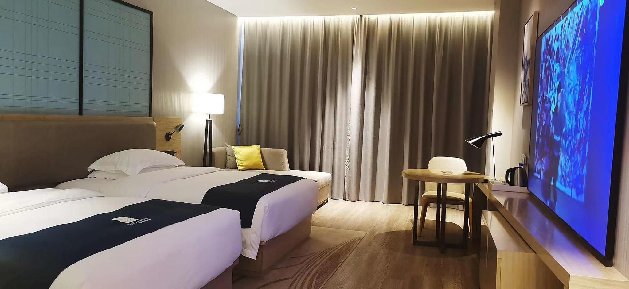 Superior Cinema Twin Room
