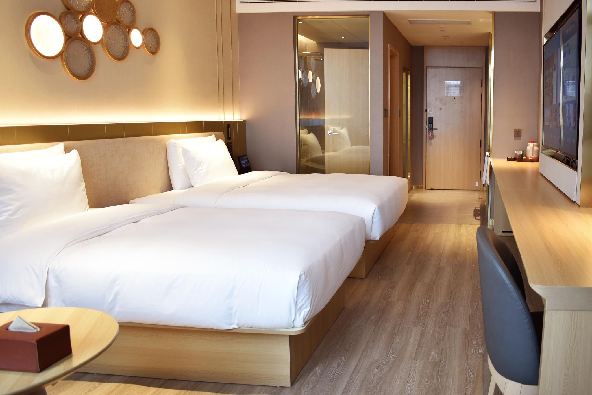 Yueruo Golden Business Family Room