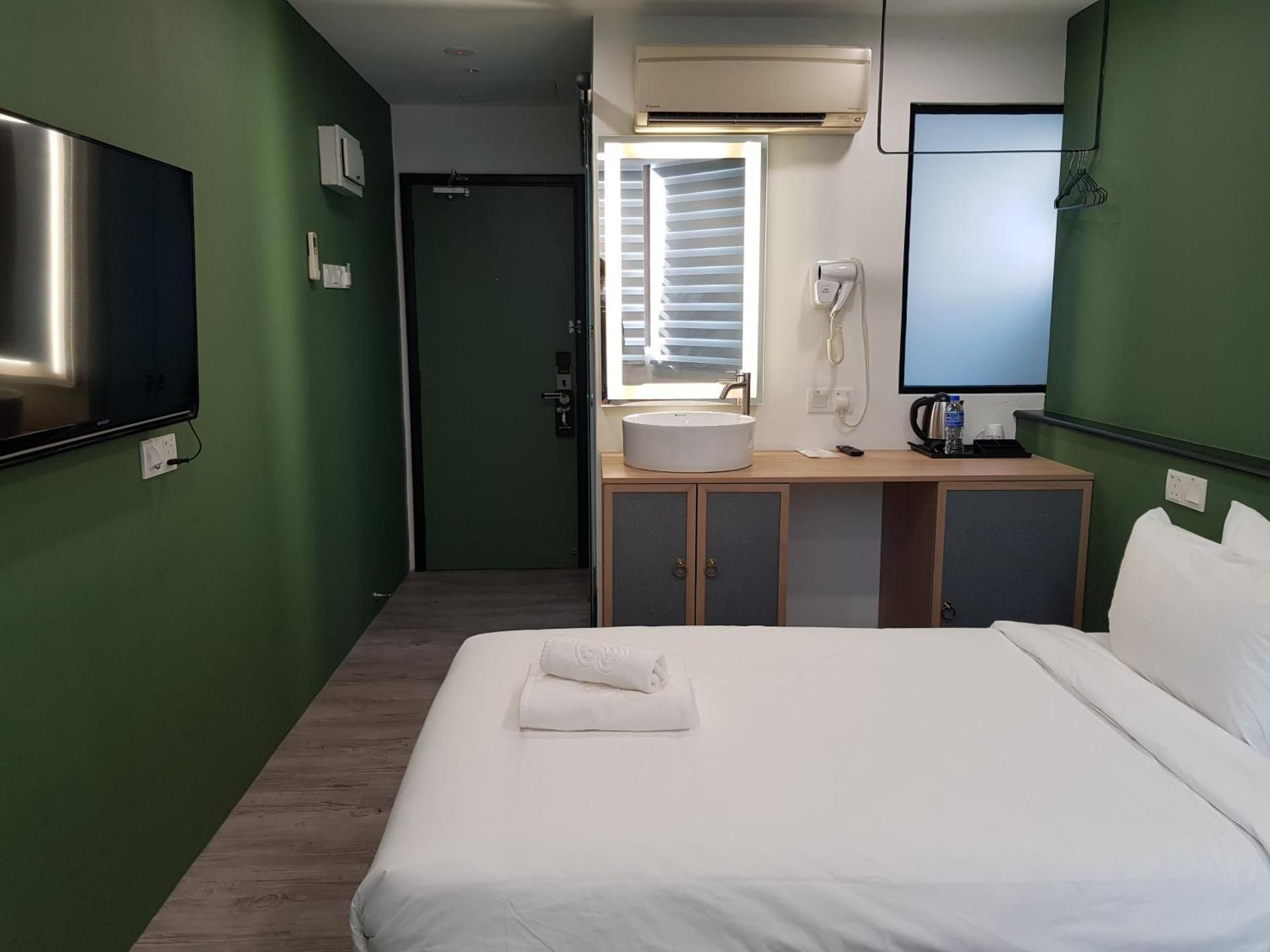 Bloommaze Boutique Hotel Klang Solo Room