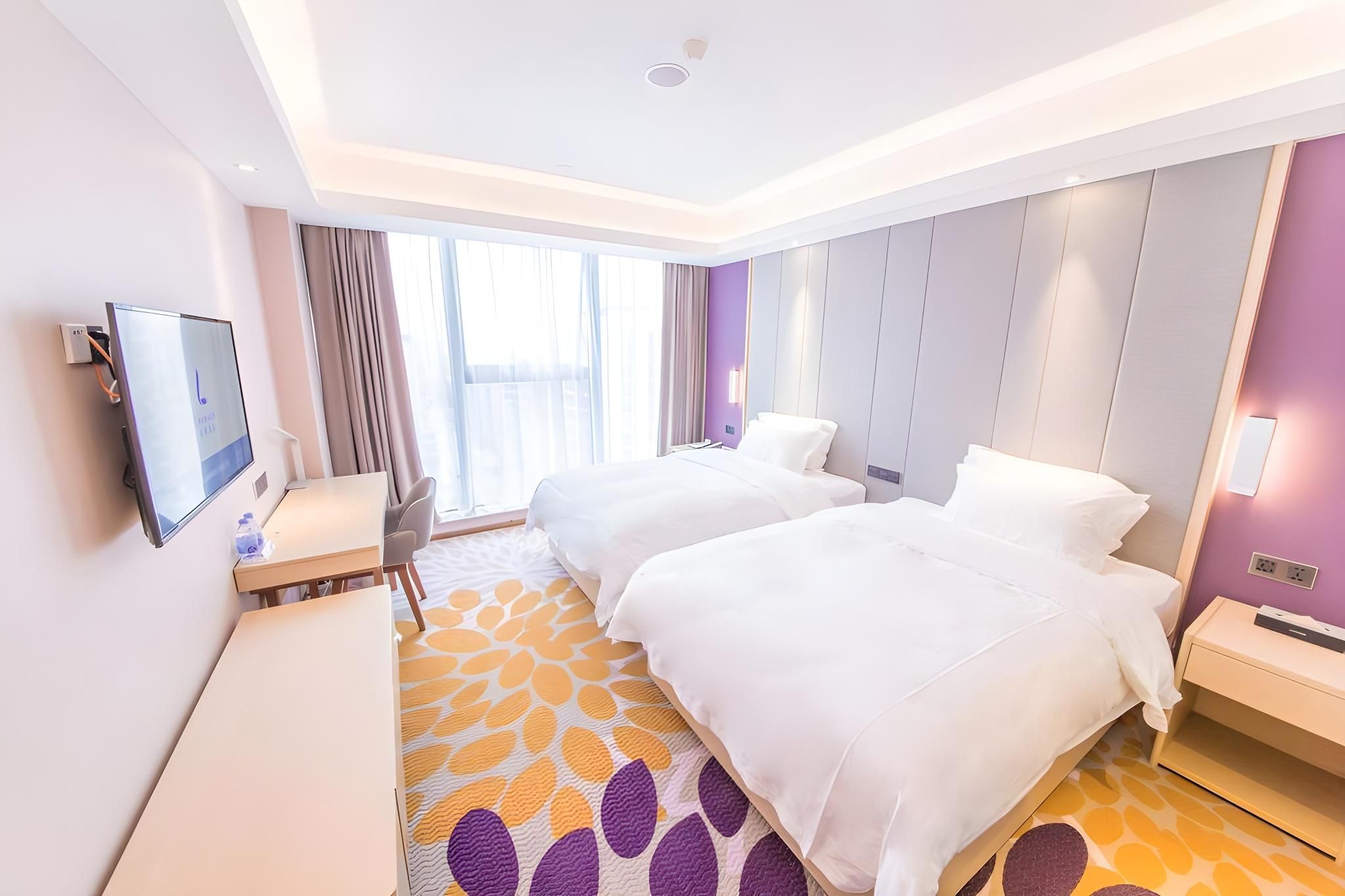Twin Deluxe Room