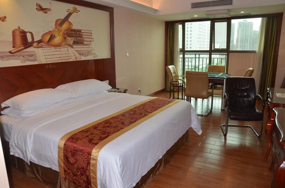 Vienna - Functional Chess Room