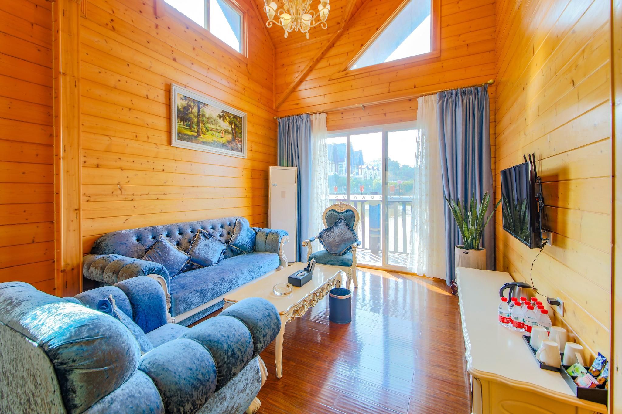 Heyuan Bavaria Manor Argyle Resort and Ausotel Bodhi Hotel Lake Side 2 Bedrooms Cottage