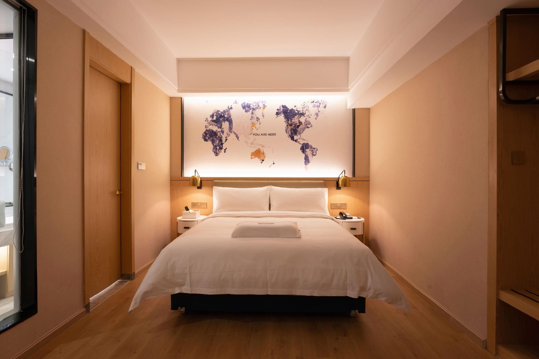 WH -Light Enjoyment Bed Room