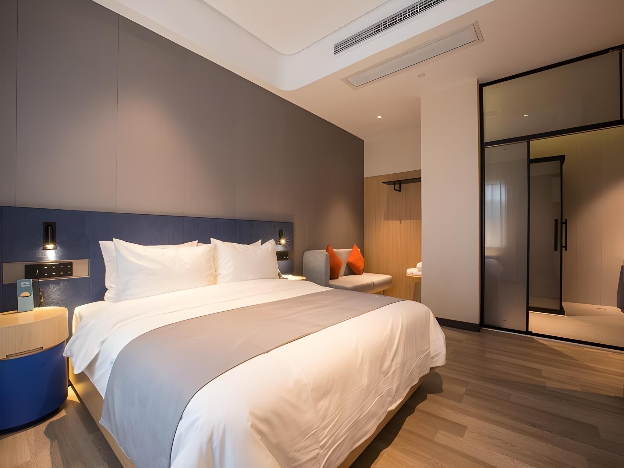 Sunmei - Lan Dashi Designed Suite Room