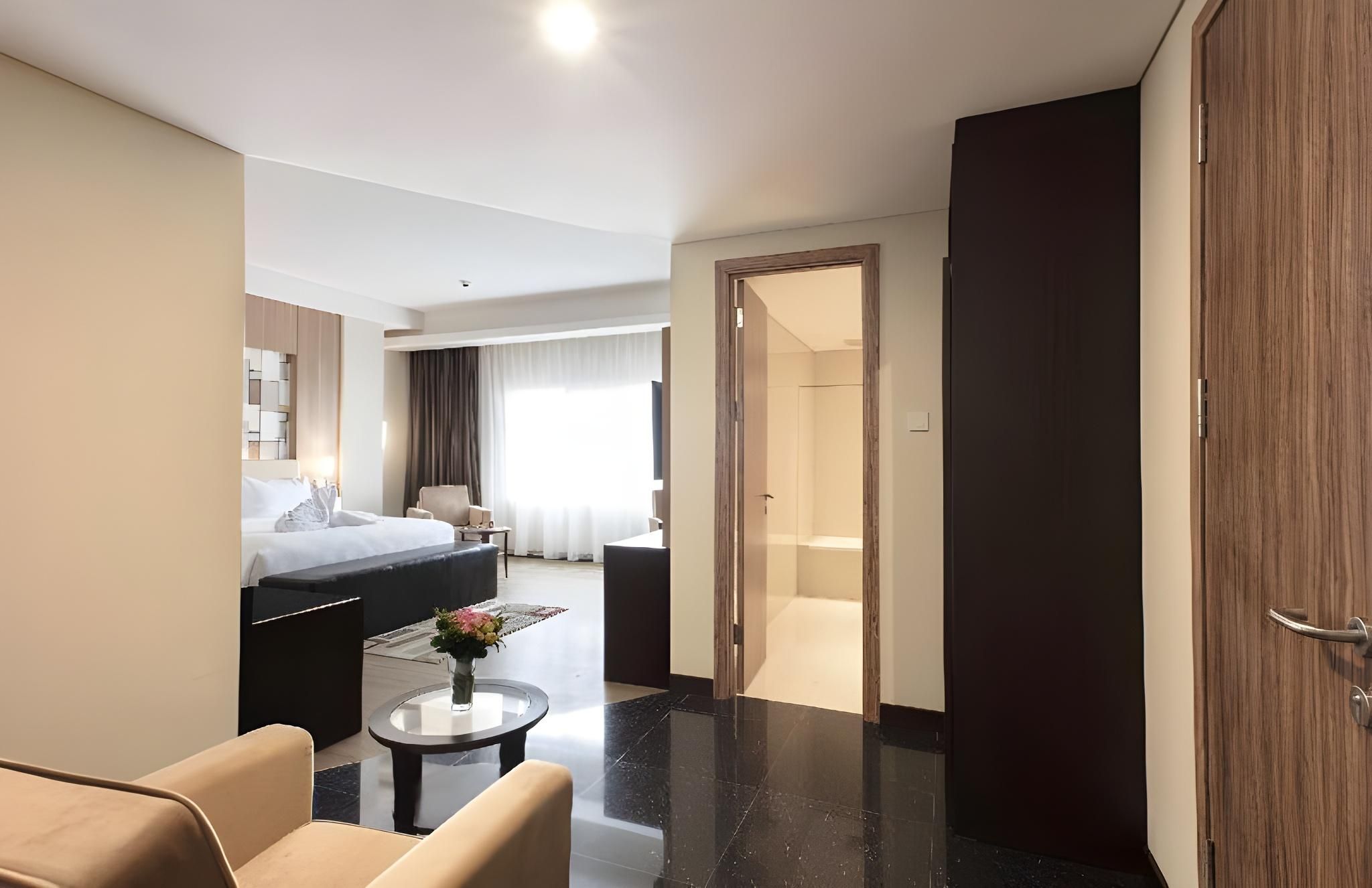 BEST WORLD KINDAI HOTEL Executive Suite - Non-Smoking 2