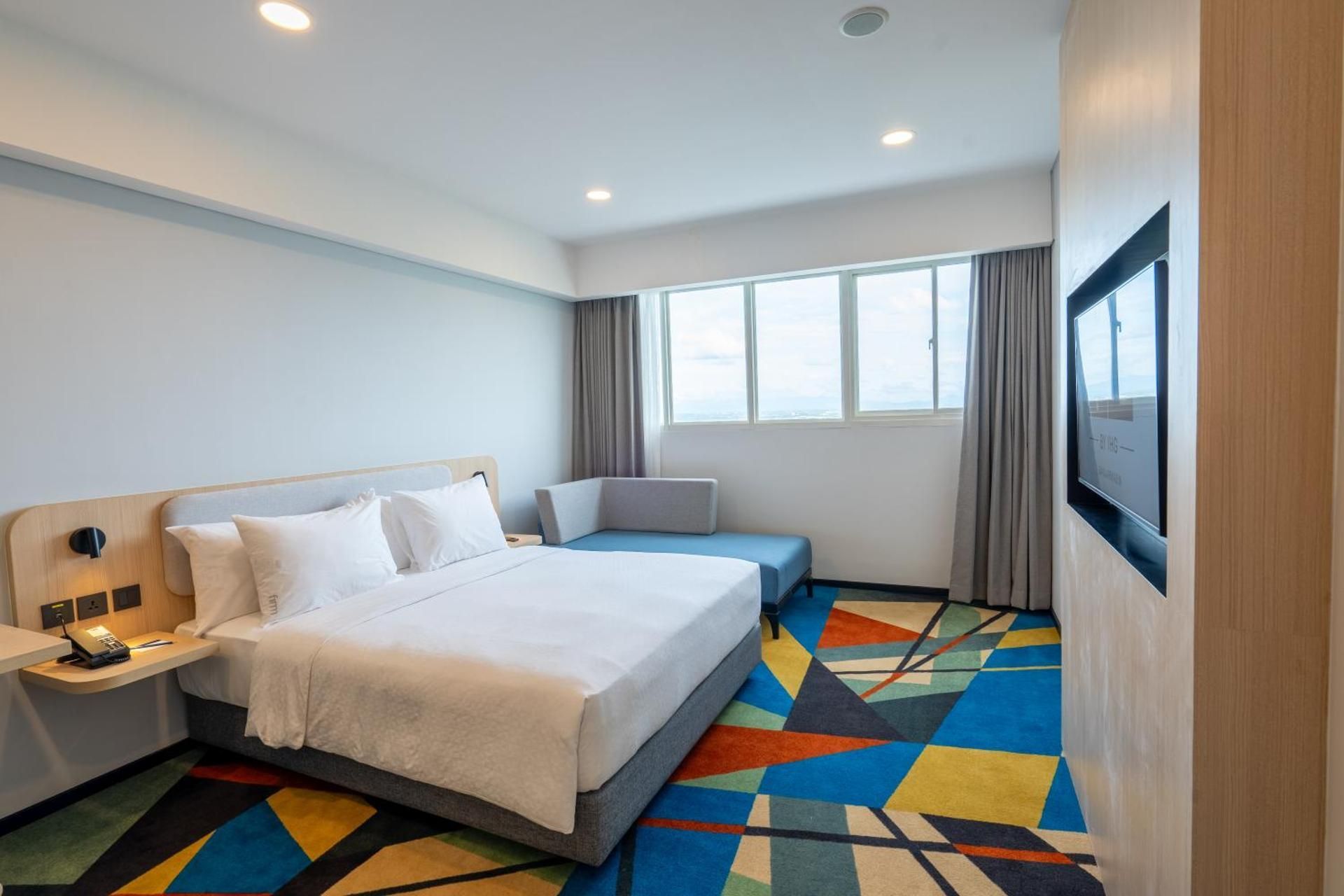 Holiday Inn Express And Suites Banjarmasin By IHG 1 Queen Suite