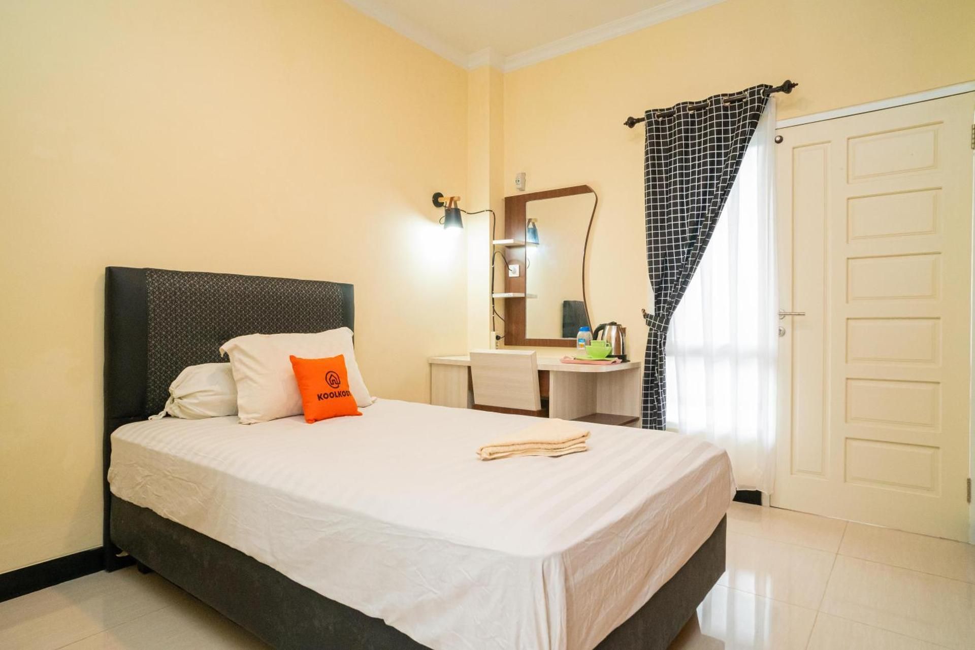 KoolKost Syariah near Jalan Ahmad Yani Banjarmasin 3 Single Room