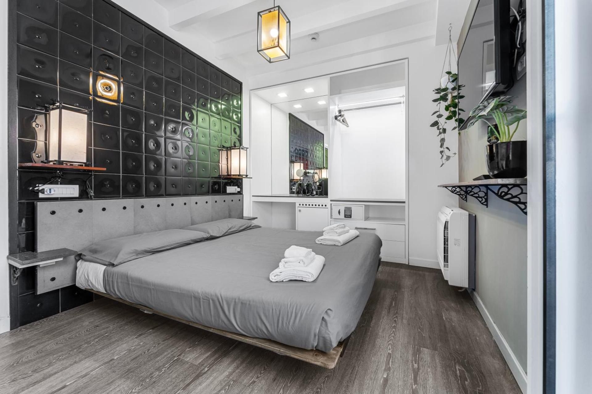 King Suite with Spa Bath