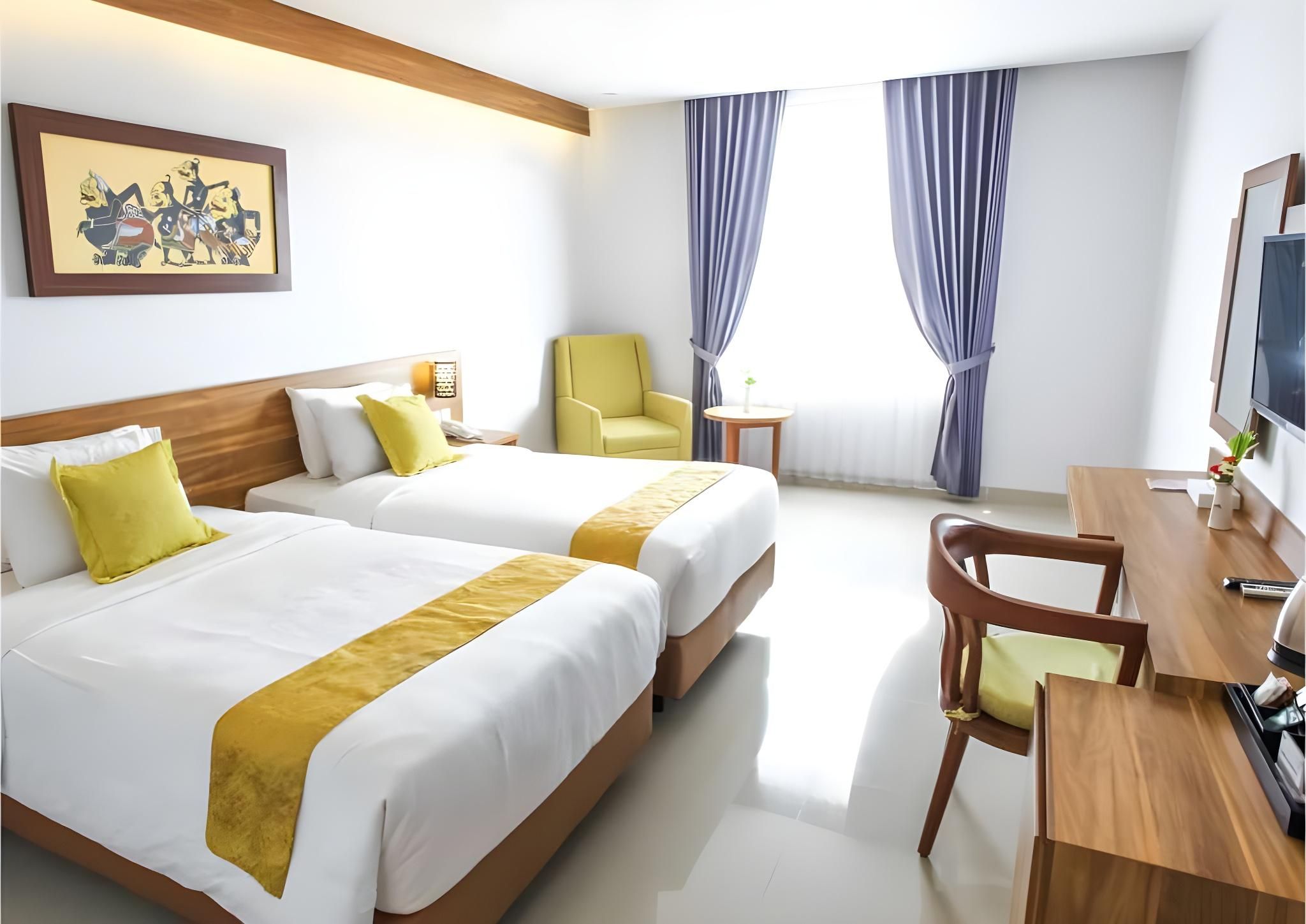 Inna Tretes Hotel Deluxe Double or Twin Room 2
