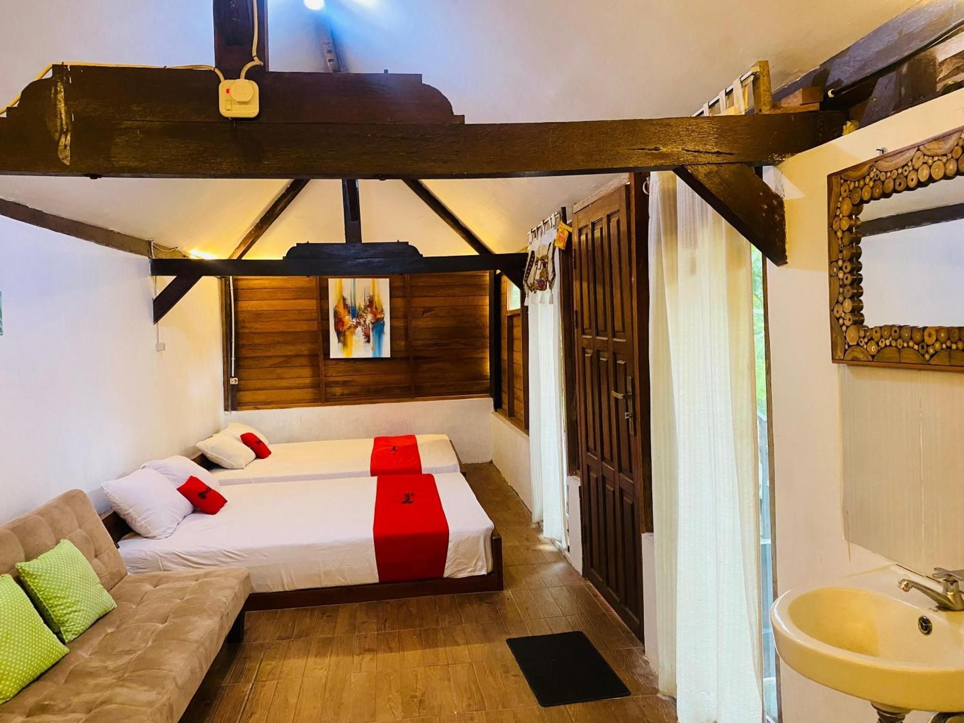 Suite Family Room