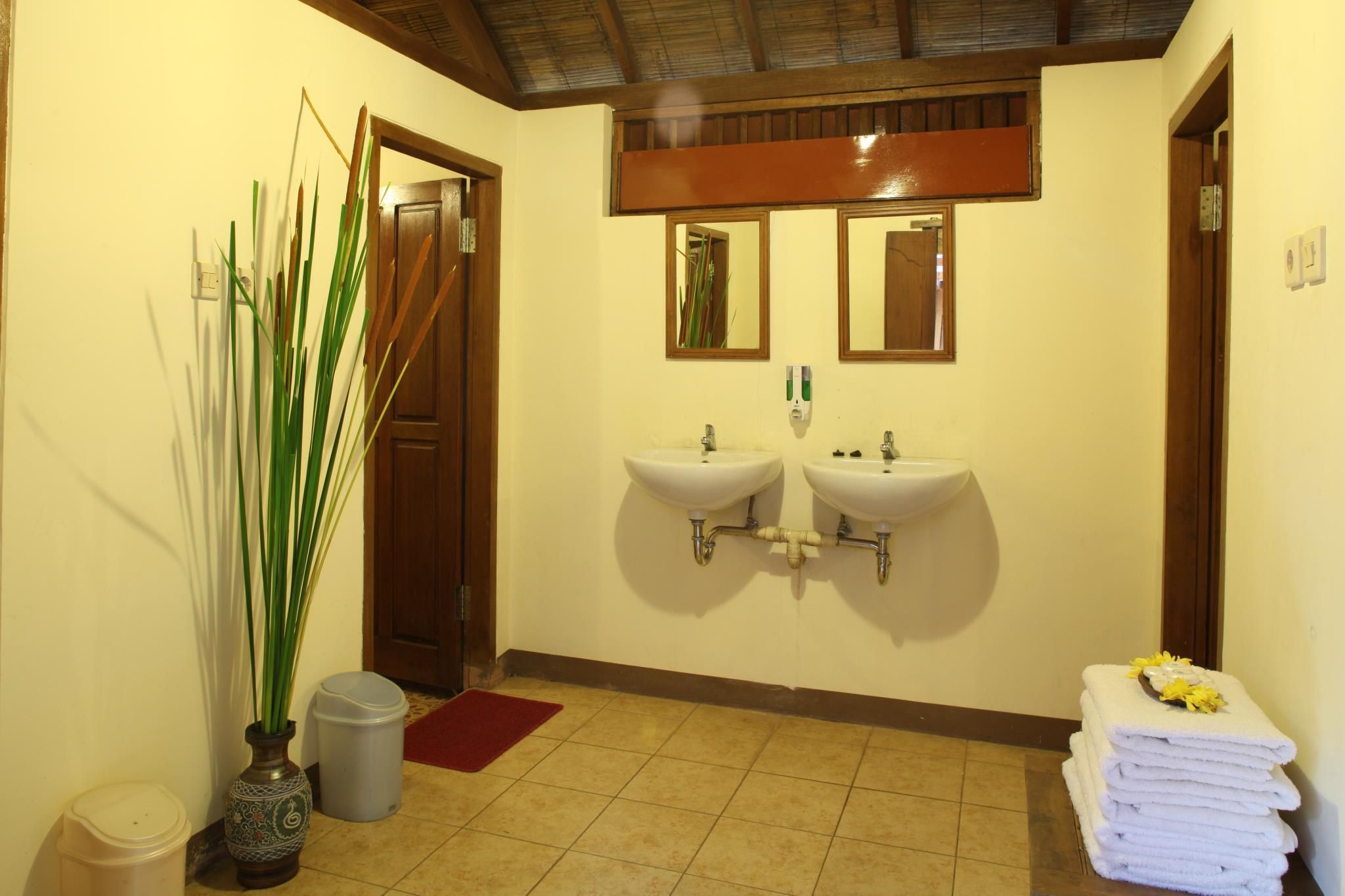 Kaliandra Sejati Eco Resort 4-Bedroom Cottage